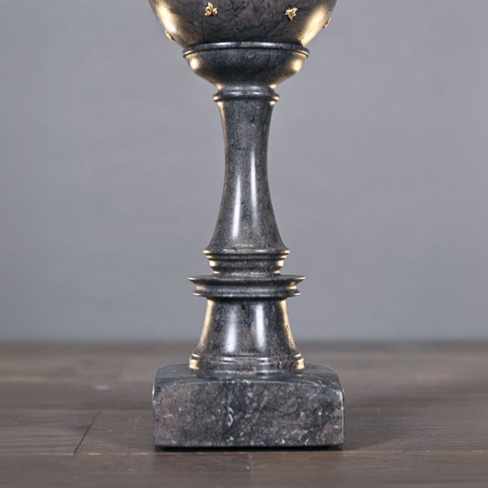 Bee Bilboquet gallery detail image