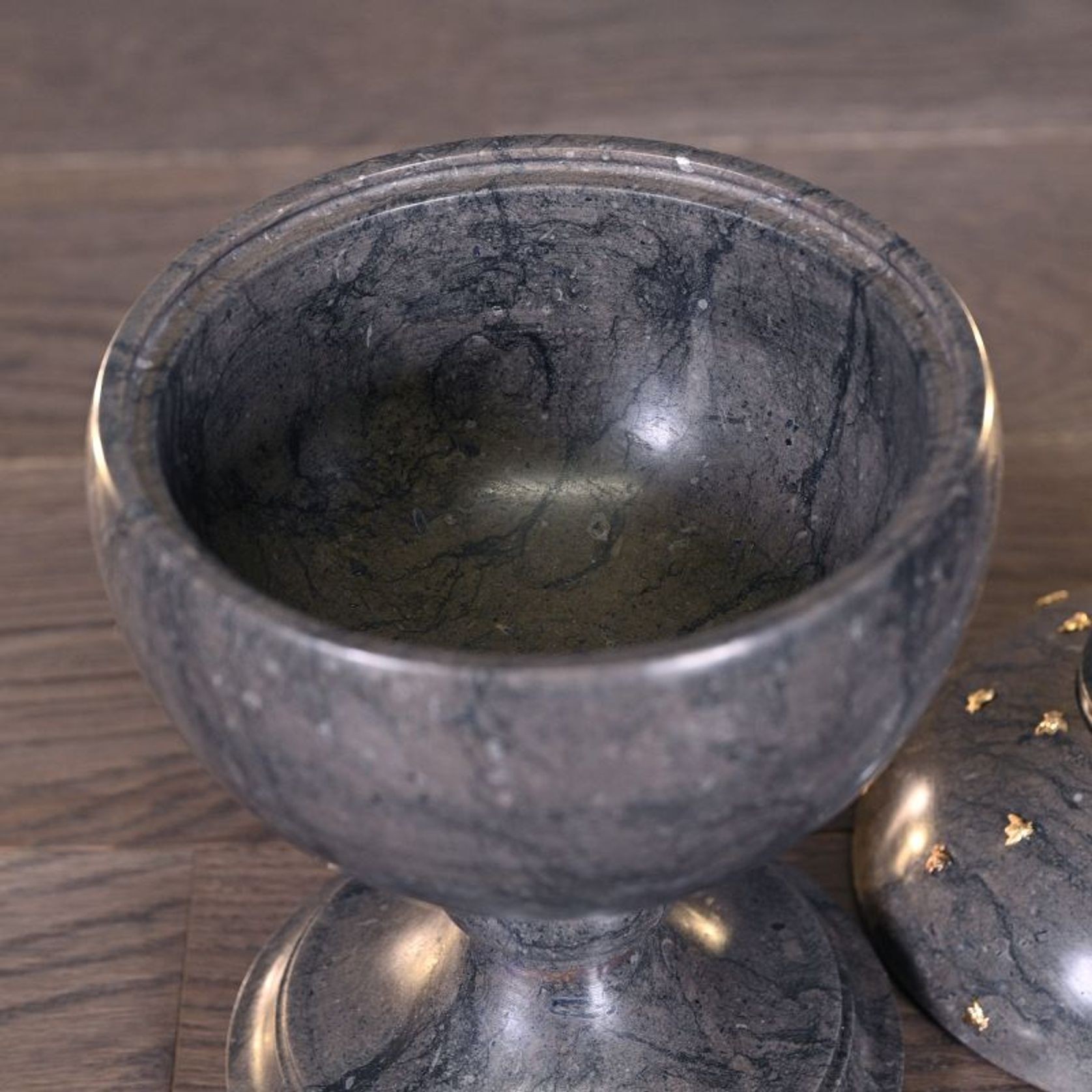 Marble Bee Urn gallery detail image