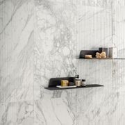 Reve gallery detail image