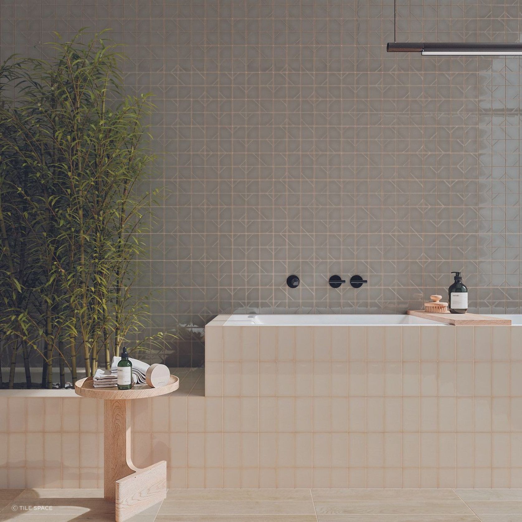 Yoko | Daisy Gloss | 62x125 gallery detail image