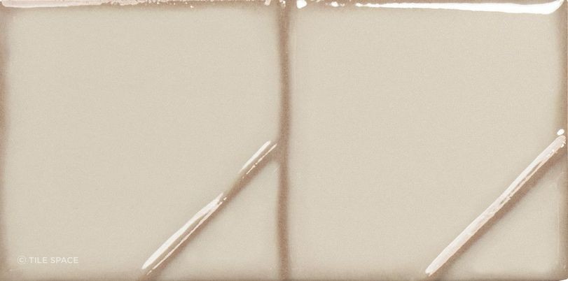 Yoko | Origami Daisy Gloss | 62x125 gallery detail image