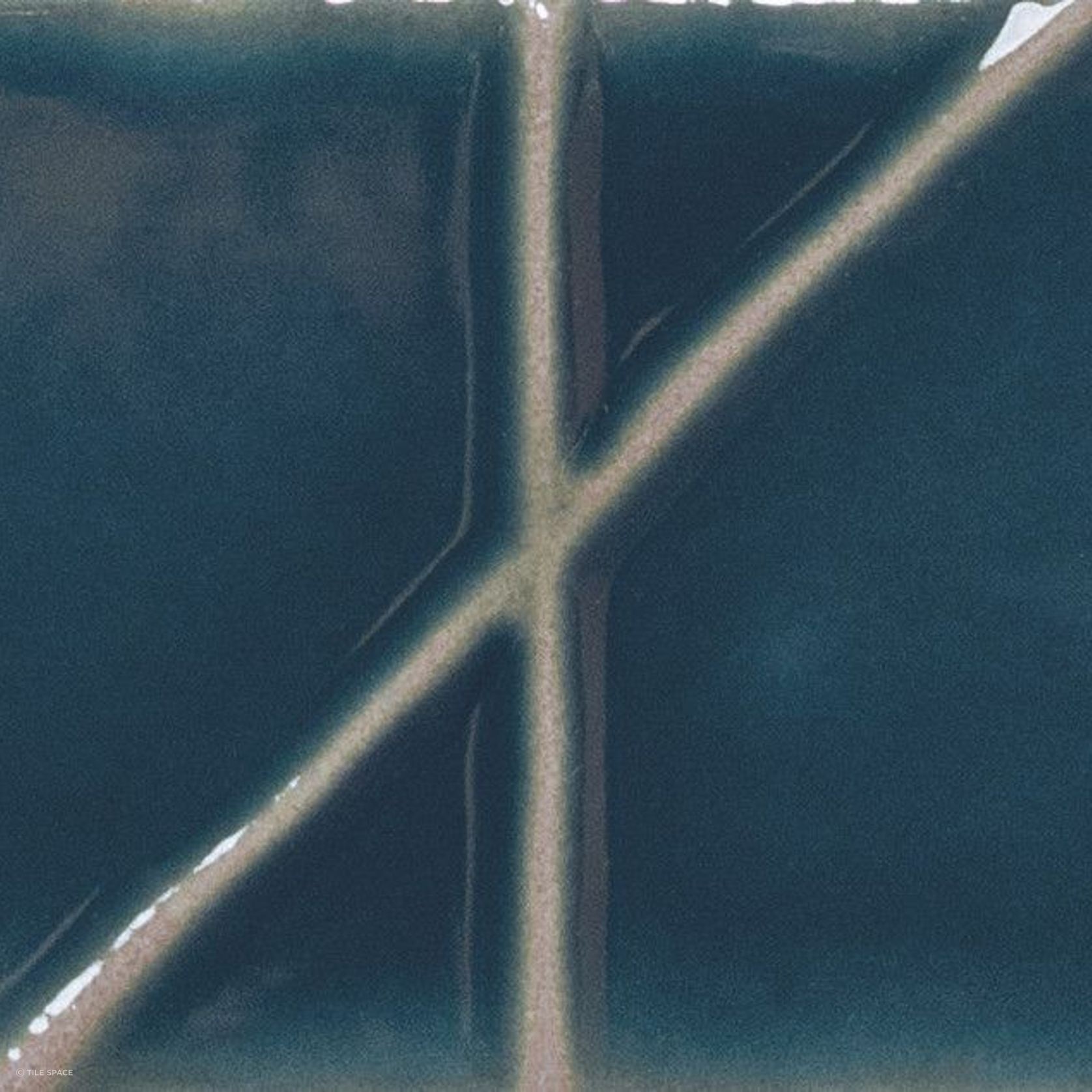 Yoko | Origami Marine Gloss | 62x125 gallery detail image
