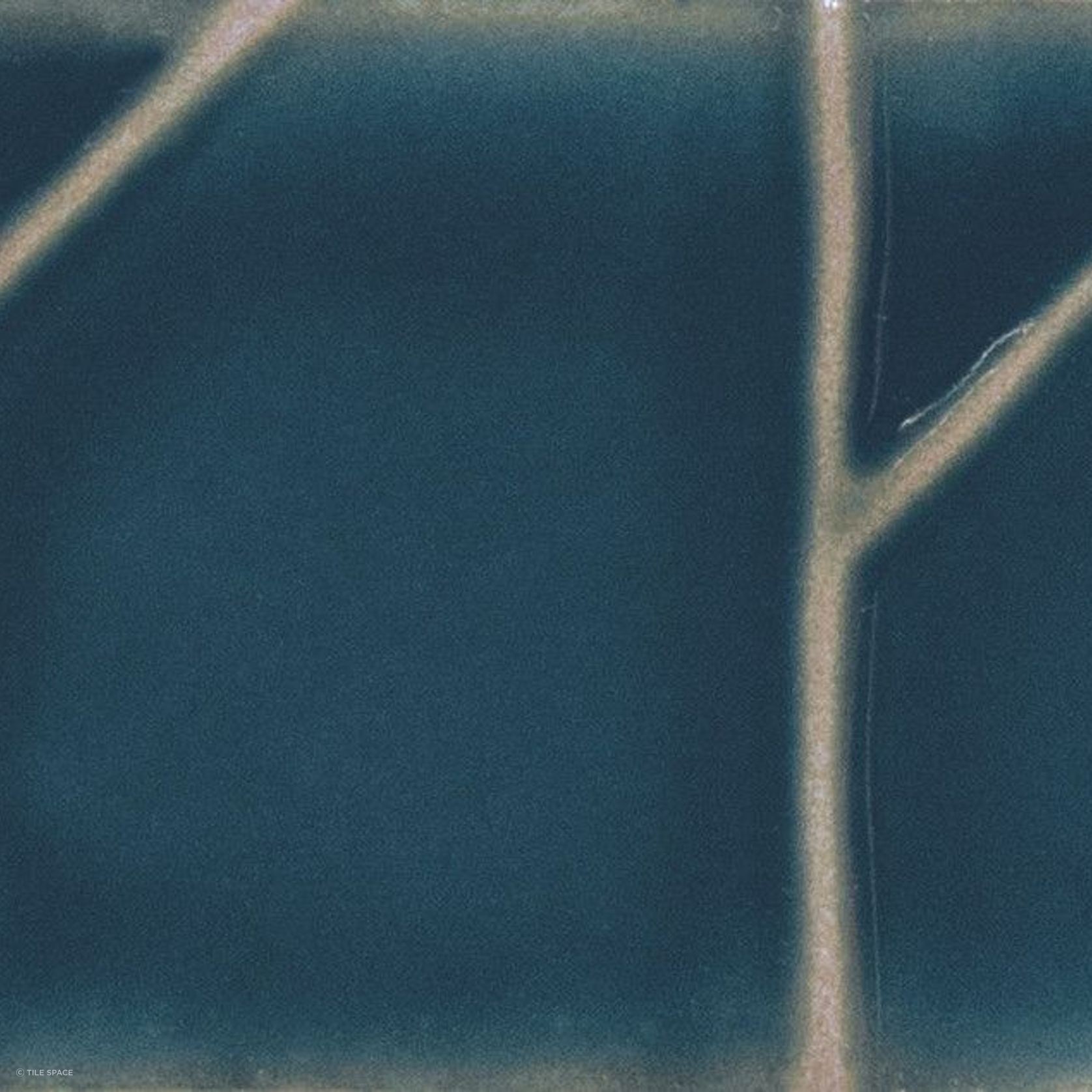 Yoko | Origami Marine Gloss | 62x125 gallery detail image
