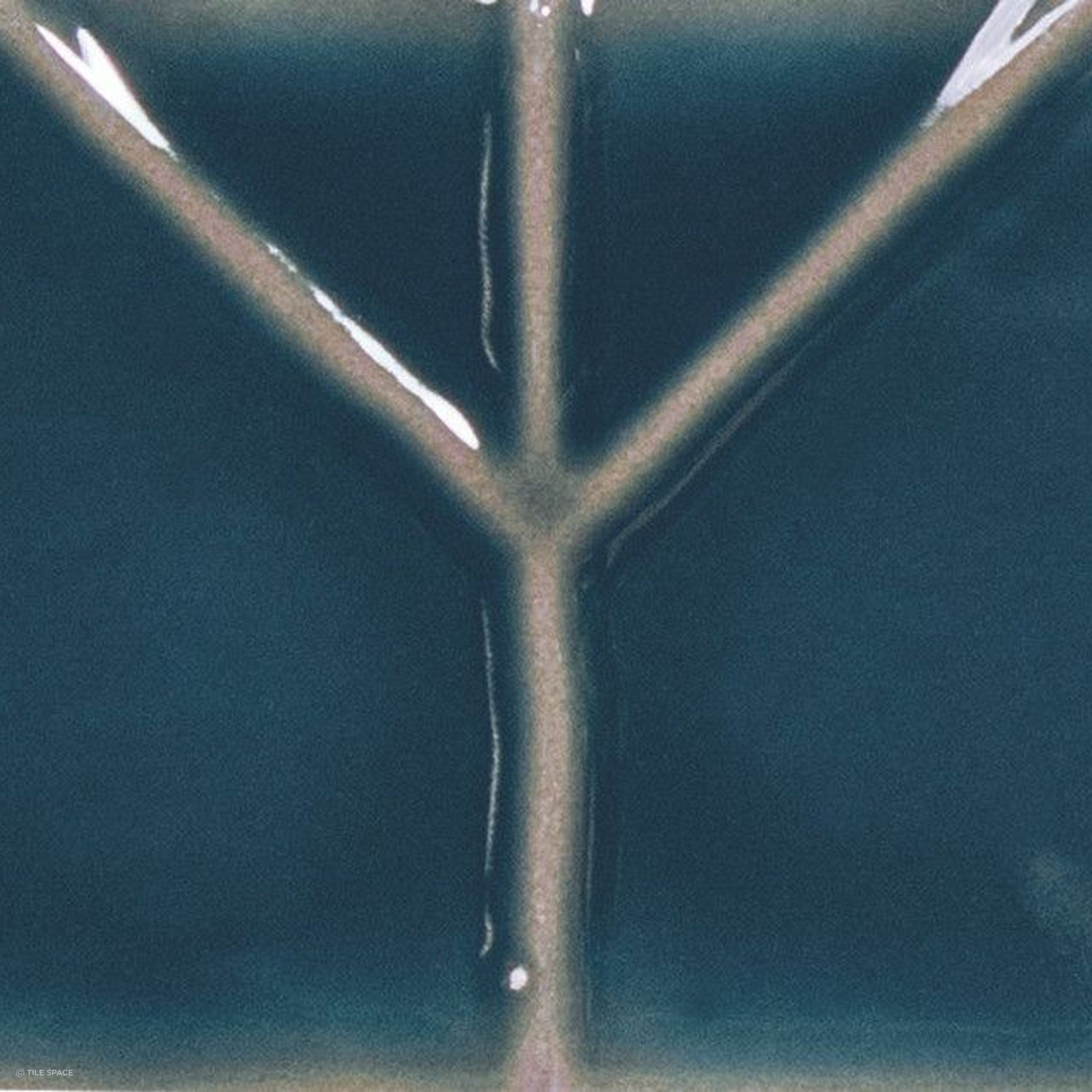 Yoko | Origami Marine Gloss | 62x125 gallery detail image