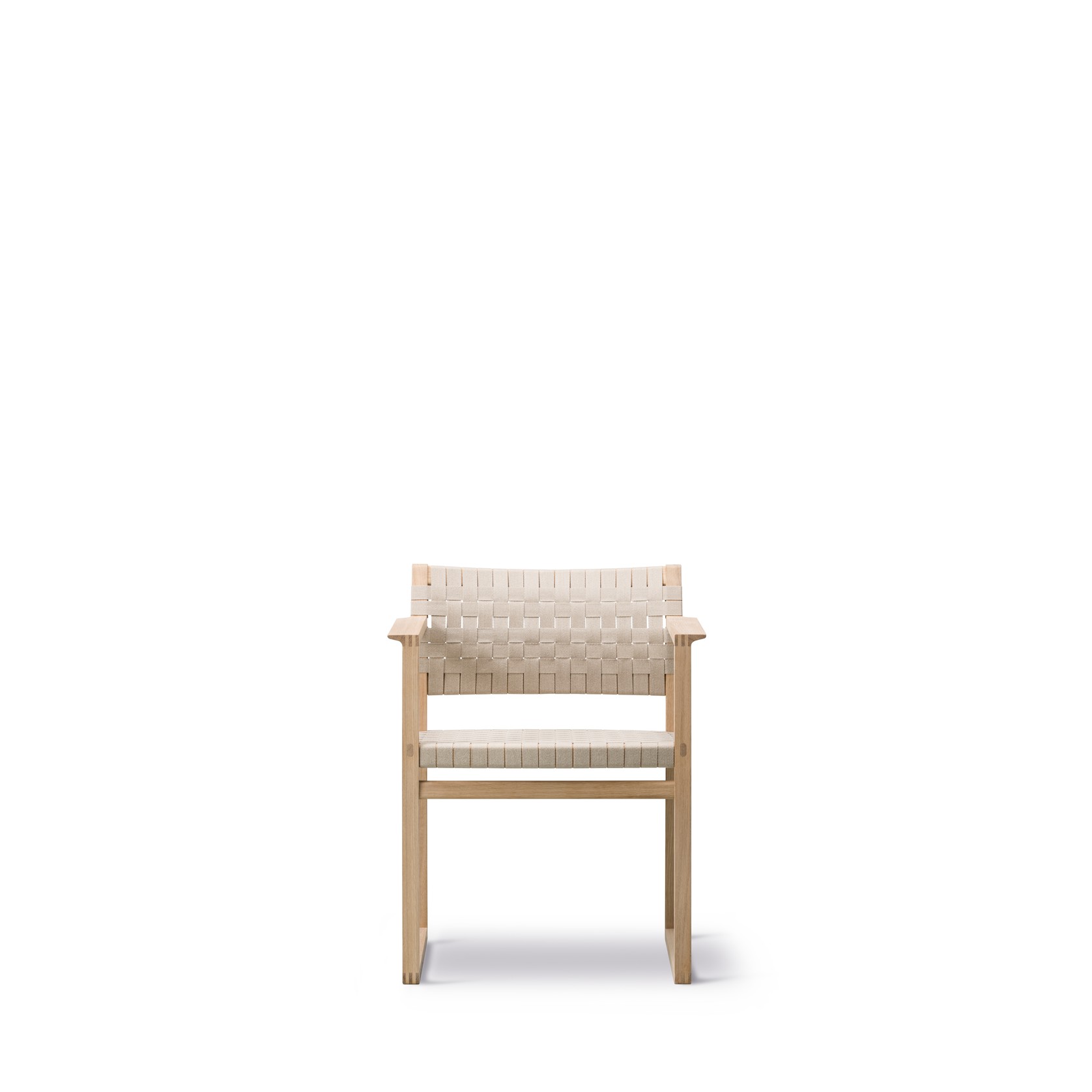 BM62 Armchair Linen Webbing by Fredericia gallery detail image
