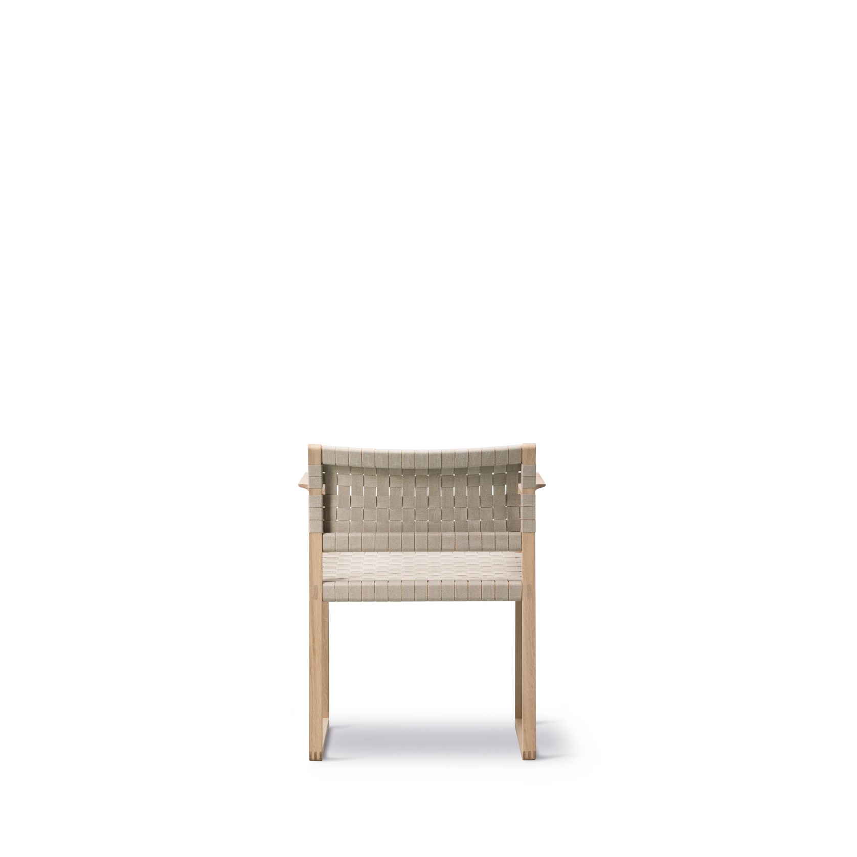 BM62 Armchair Linen Webbing by Fredericia gallery detail image