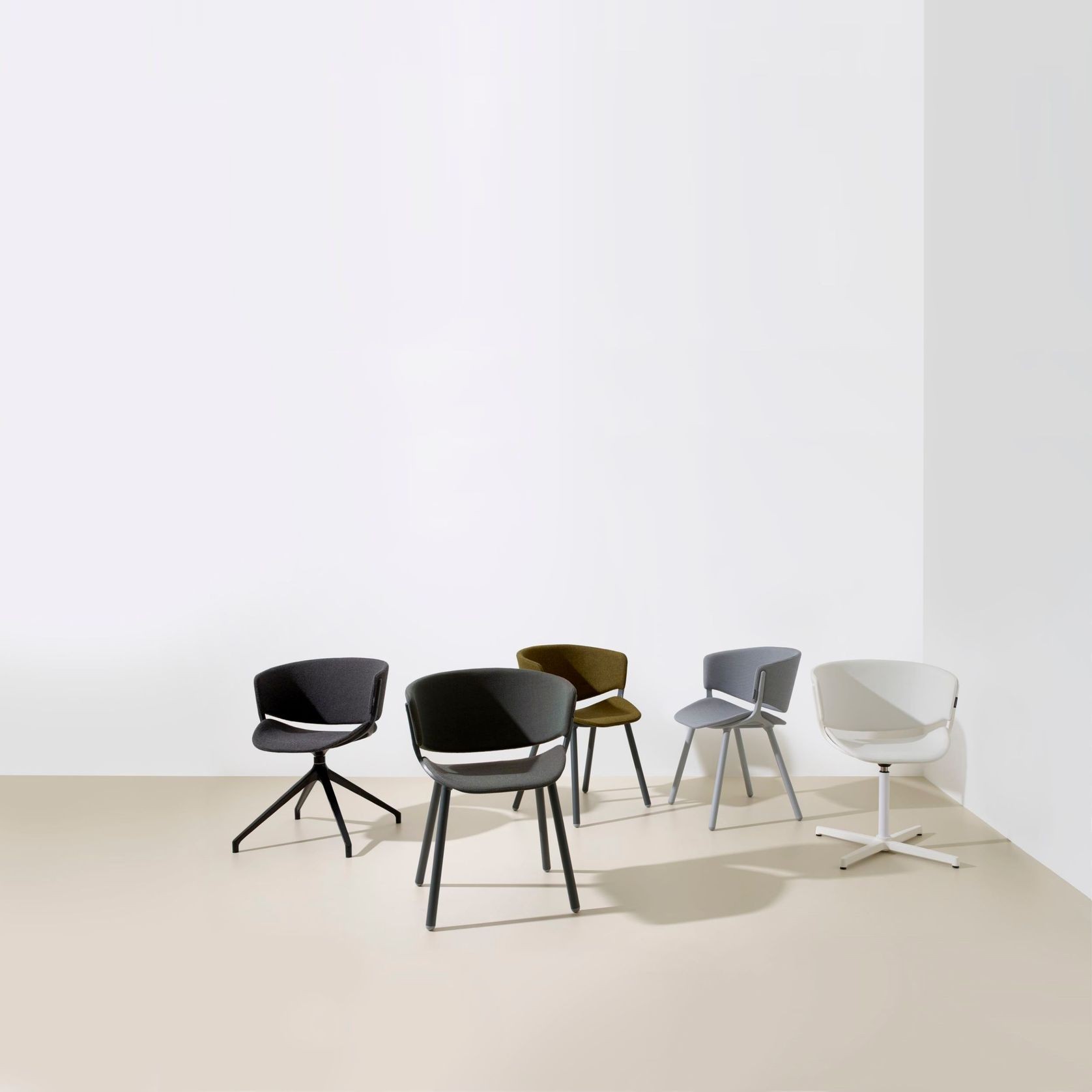 Phoenix Chair by Luca Nichetto gallery detail image