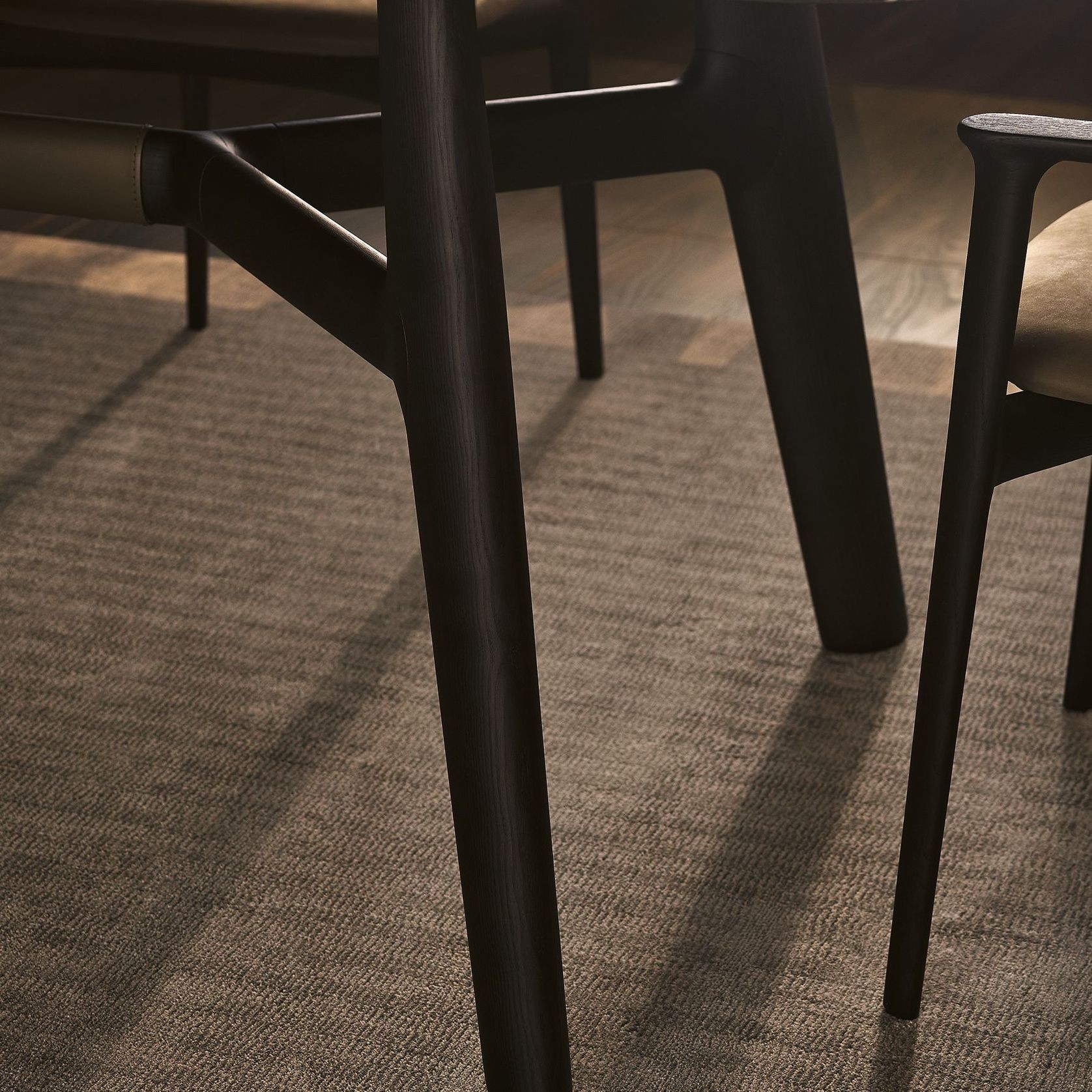 Curve Chair gallery detail image
