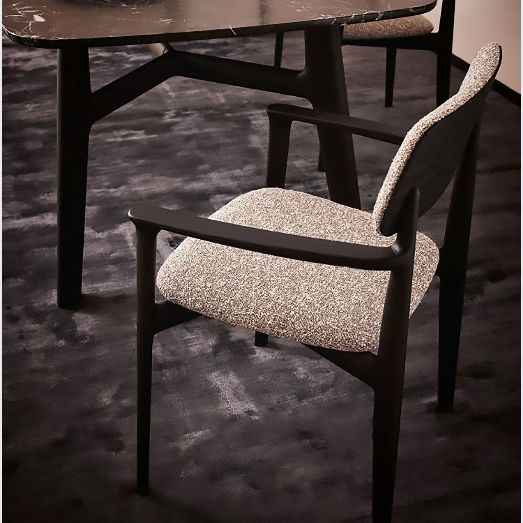 Curve Chair gallery detail image