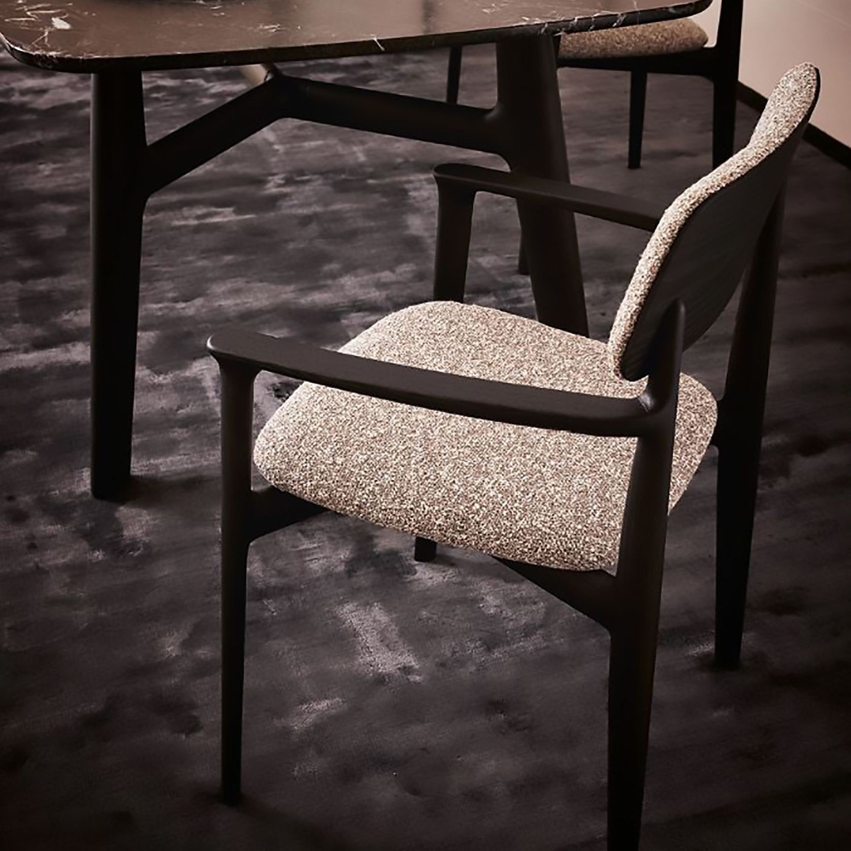 Curve Chair gallery detail image