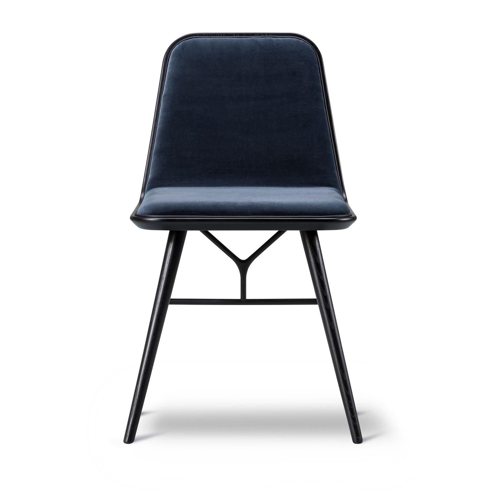 Spine Wood Chair Front Upholstery by Fredericia gallery detail image