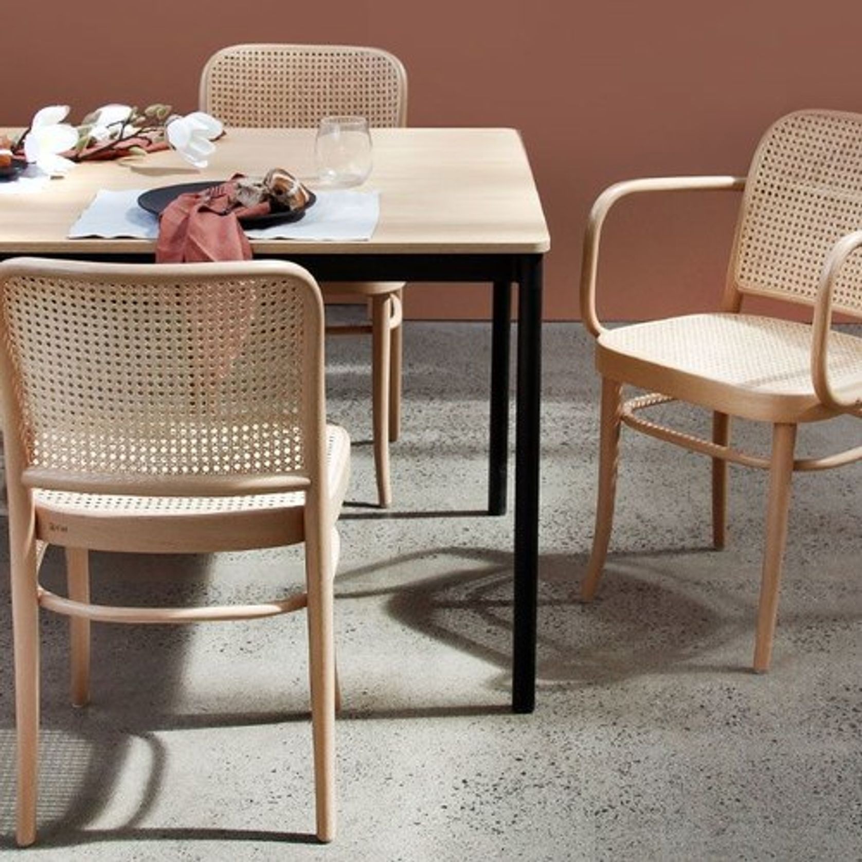 811 Hoffmann Chair by TON gallery detail image