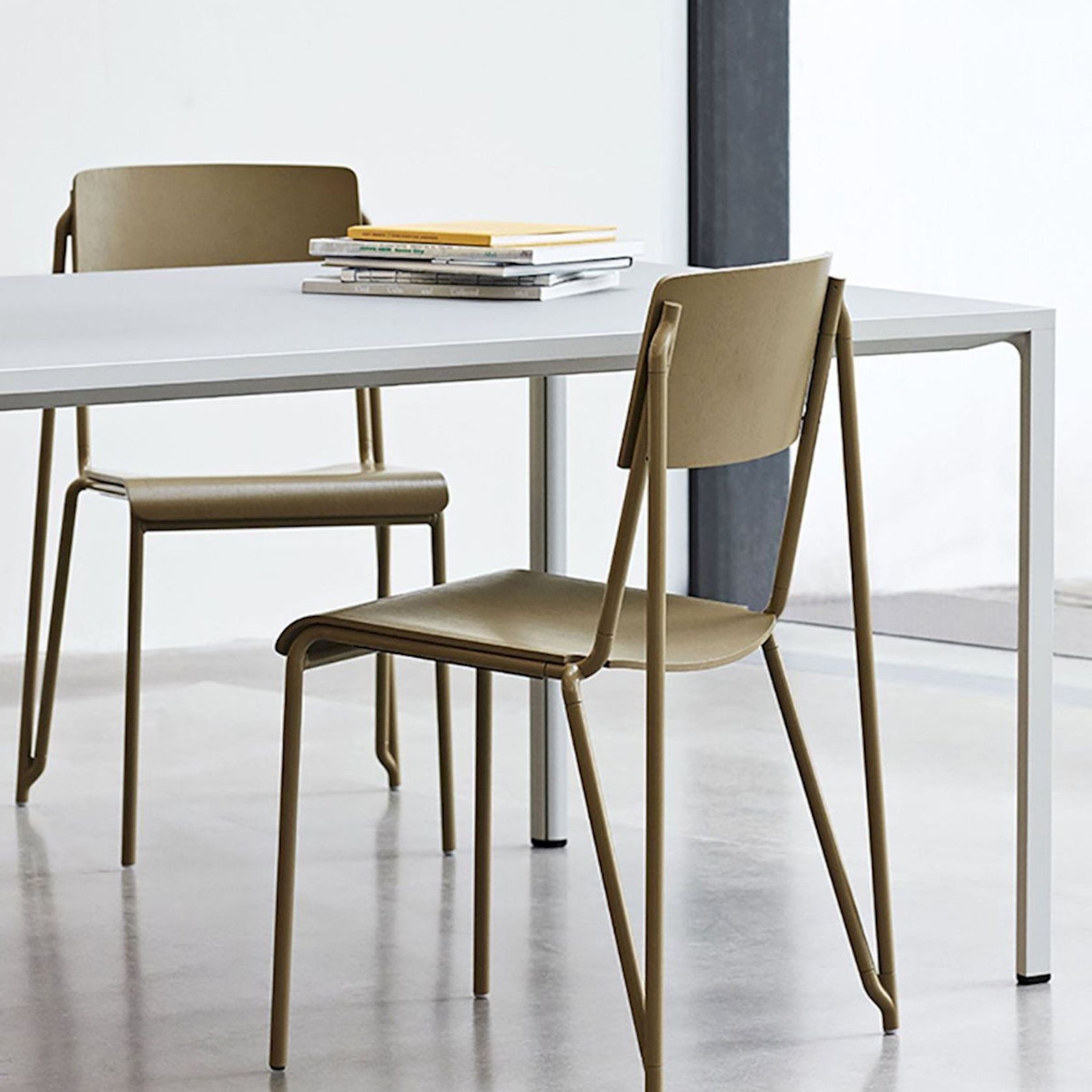 Petit Standard Chair by HAY gallery detail image