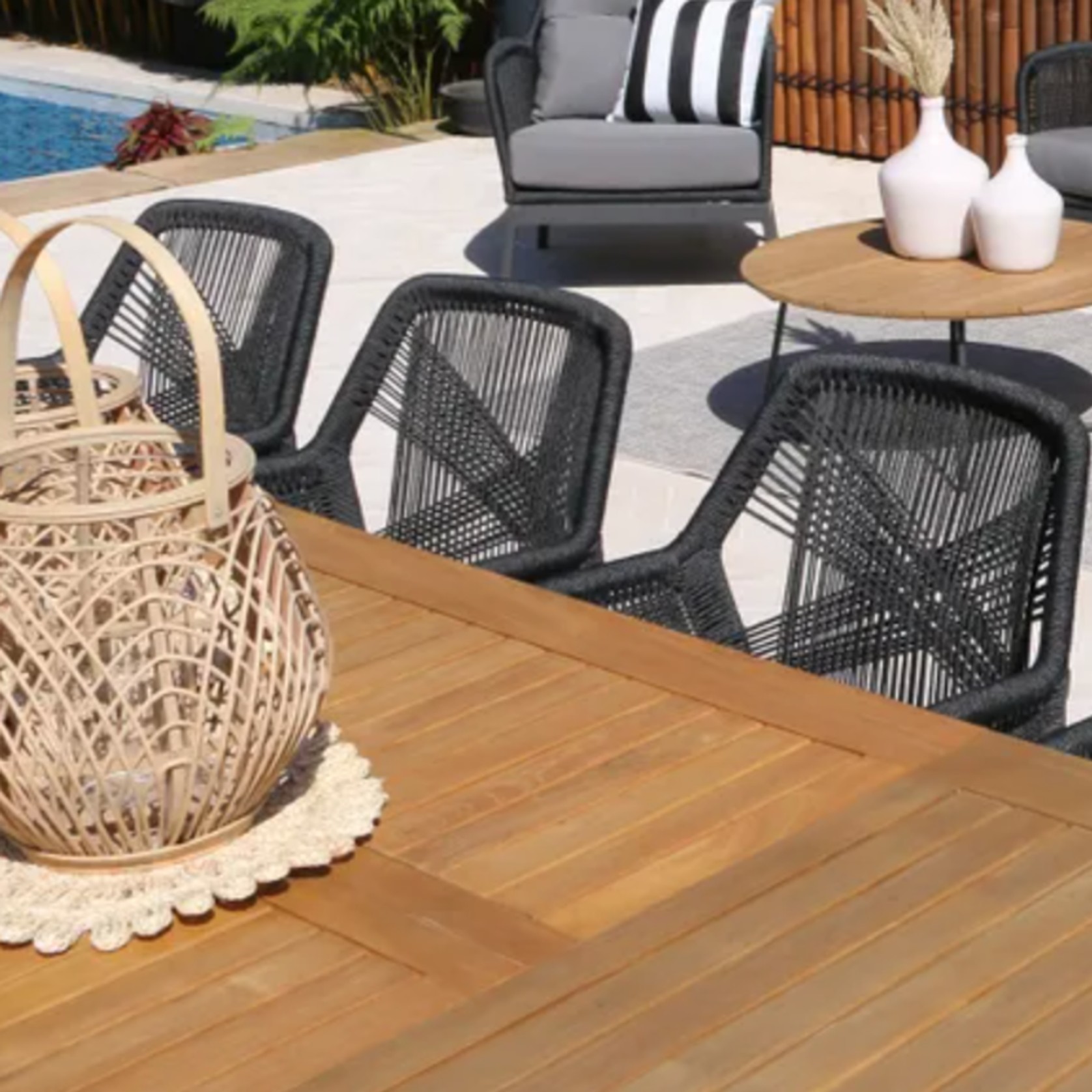 Barcelona Extension Table with 10 Serang Chairs gallery detail image