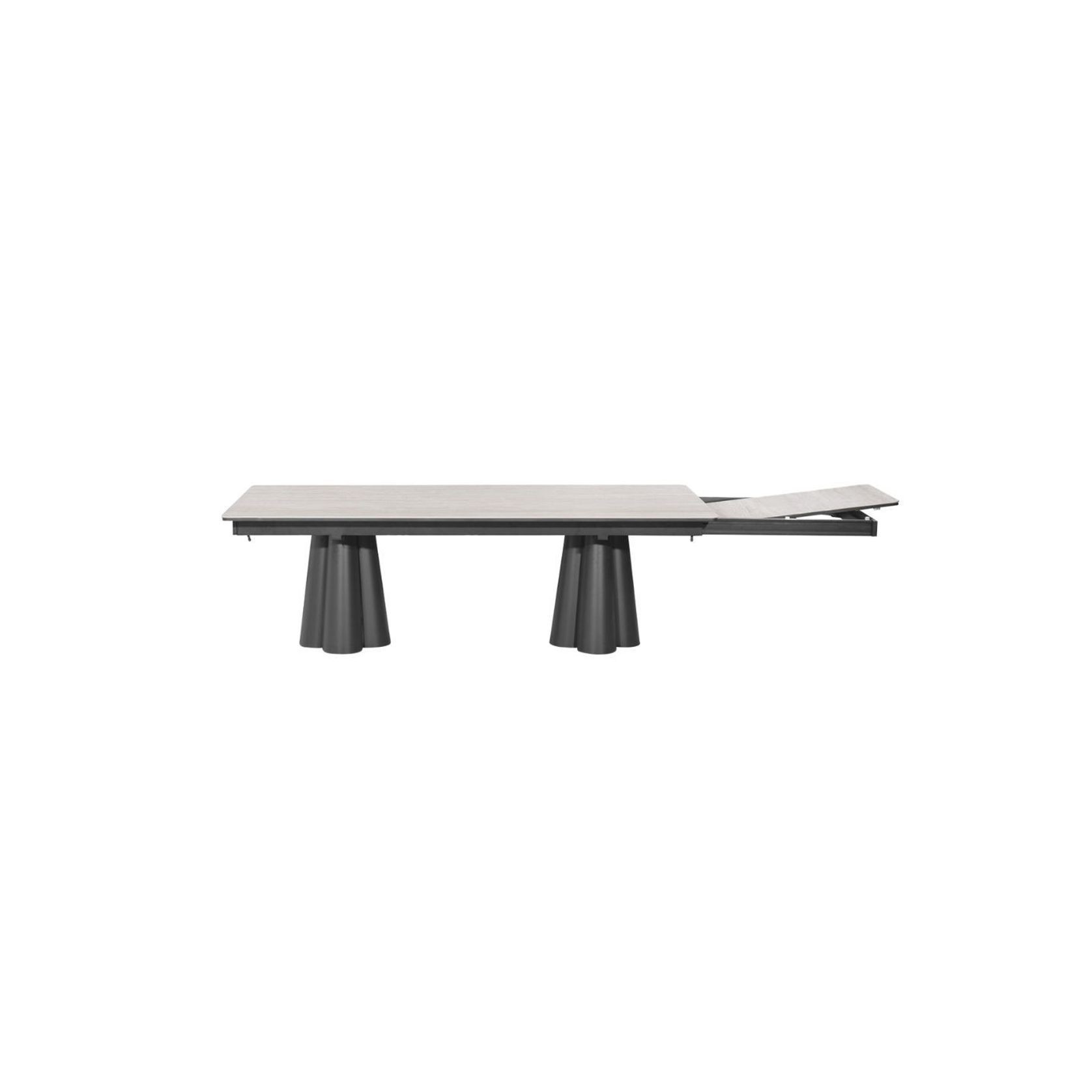 Kelsey Extendable Outdoor Dining Table gallery detail image
