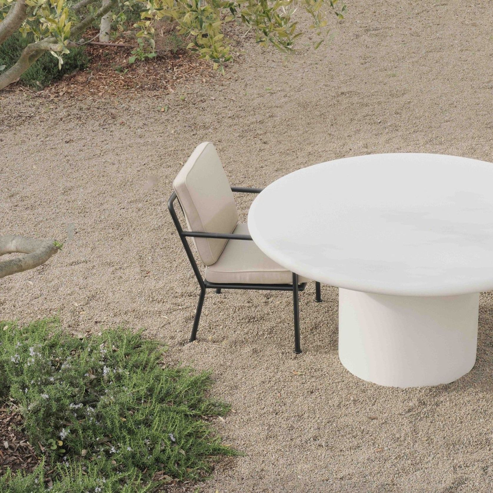 Outdoor Jean De Round Dining Table gallery detail image