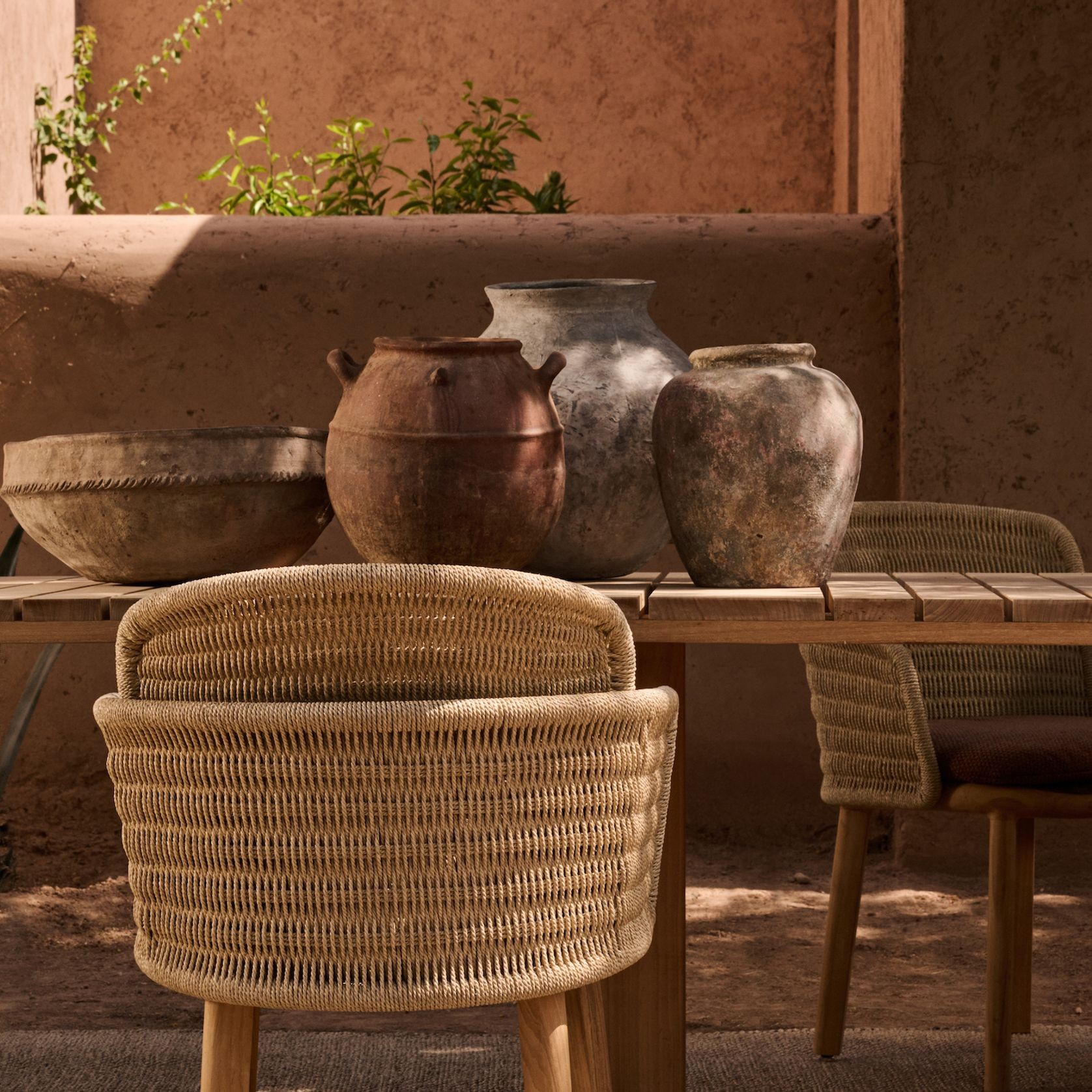 Suro | Dining Table gallery detail image
