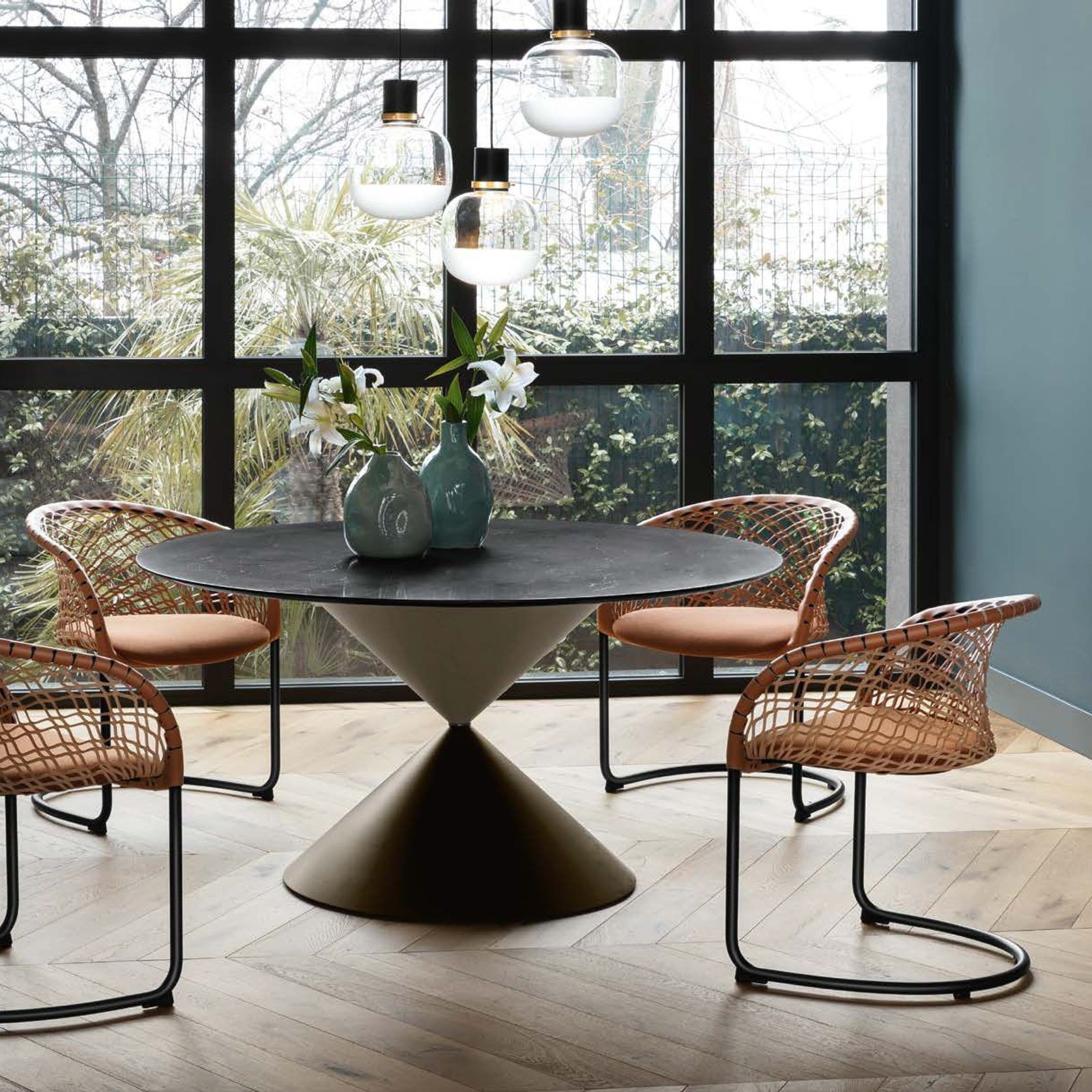 Clessidra Dining Table gallery detail image