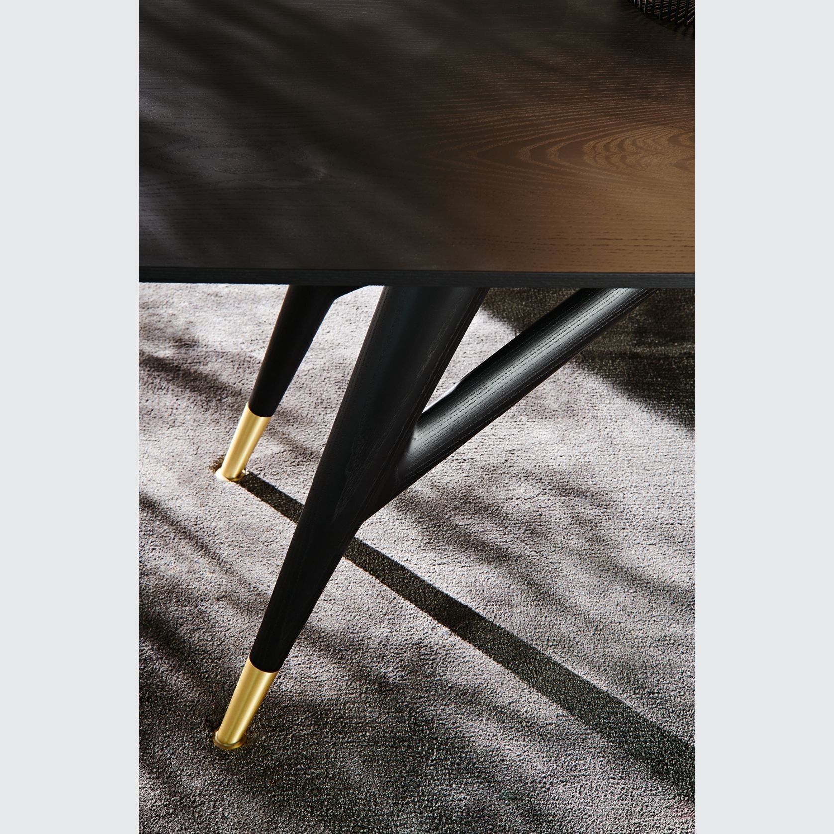 D.859.1 Dining Table by Molteni&C gallery detail image