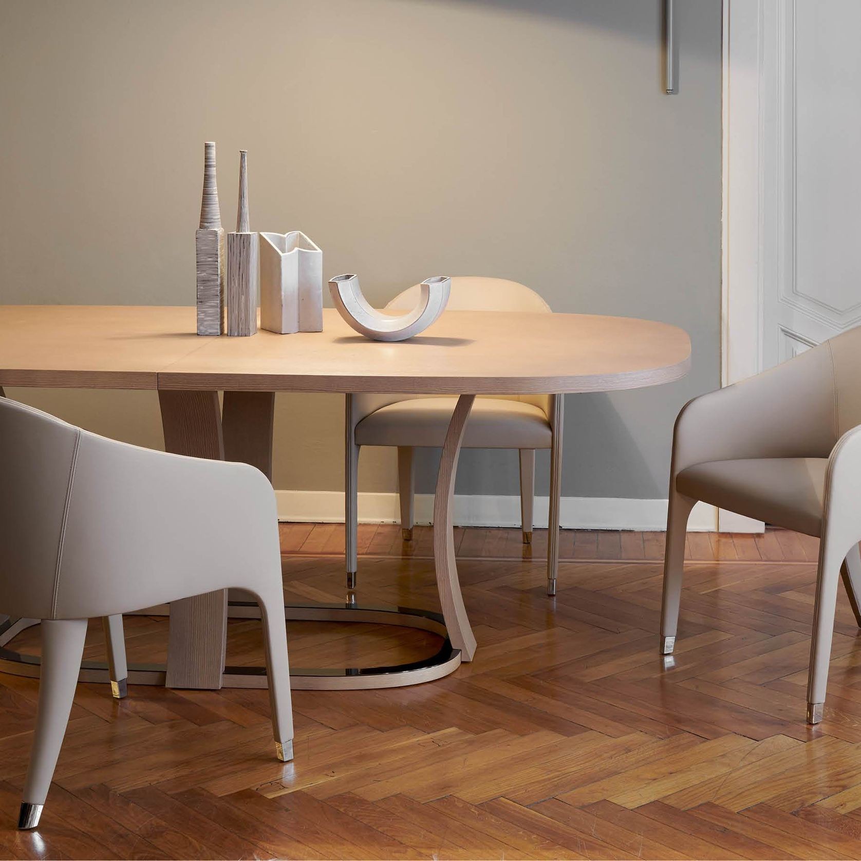 Grace | Tables gallery detail image