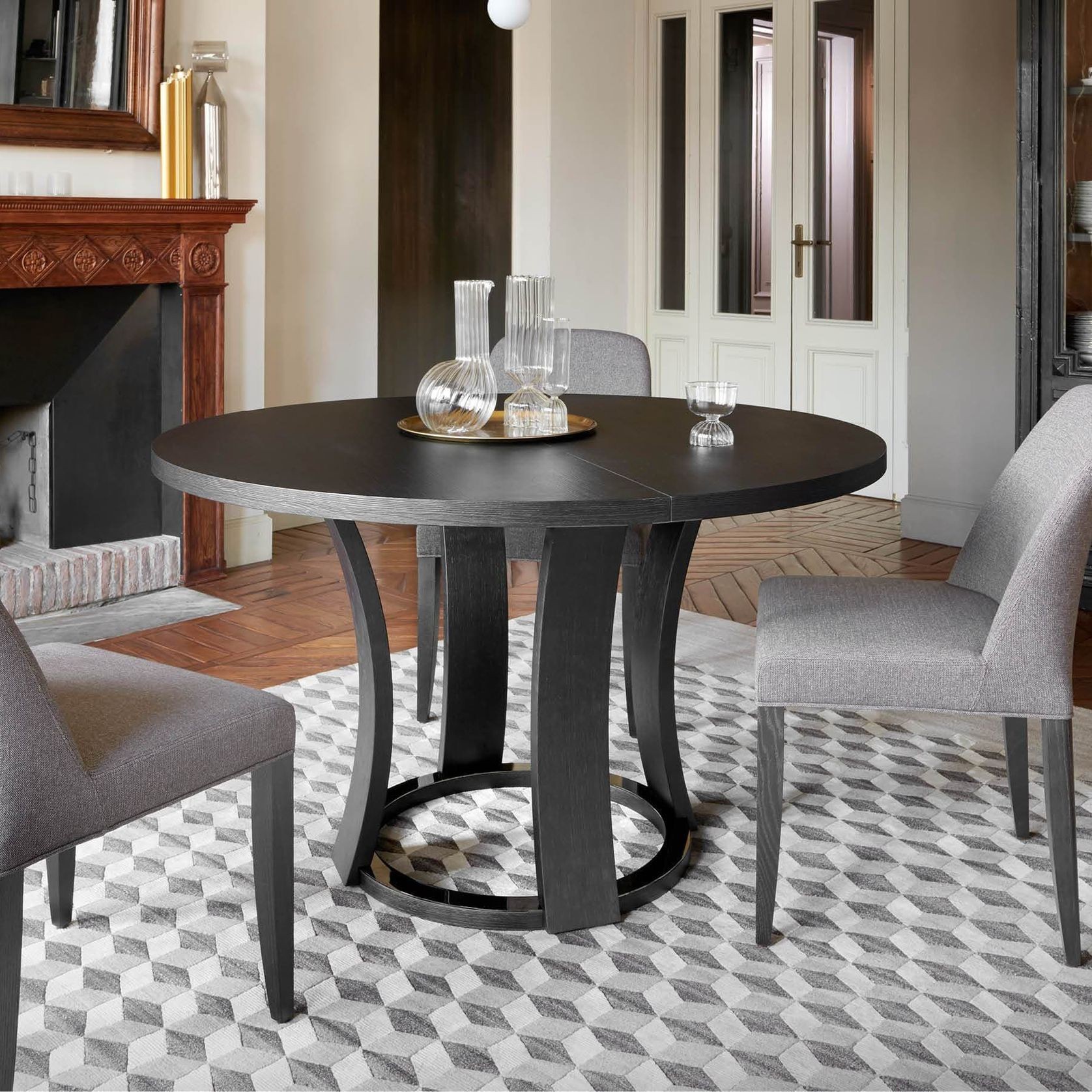Grace | Tables gallery detail image