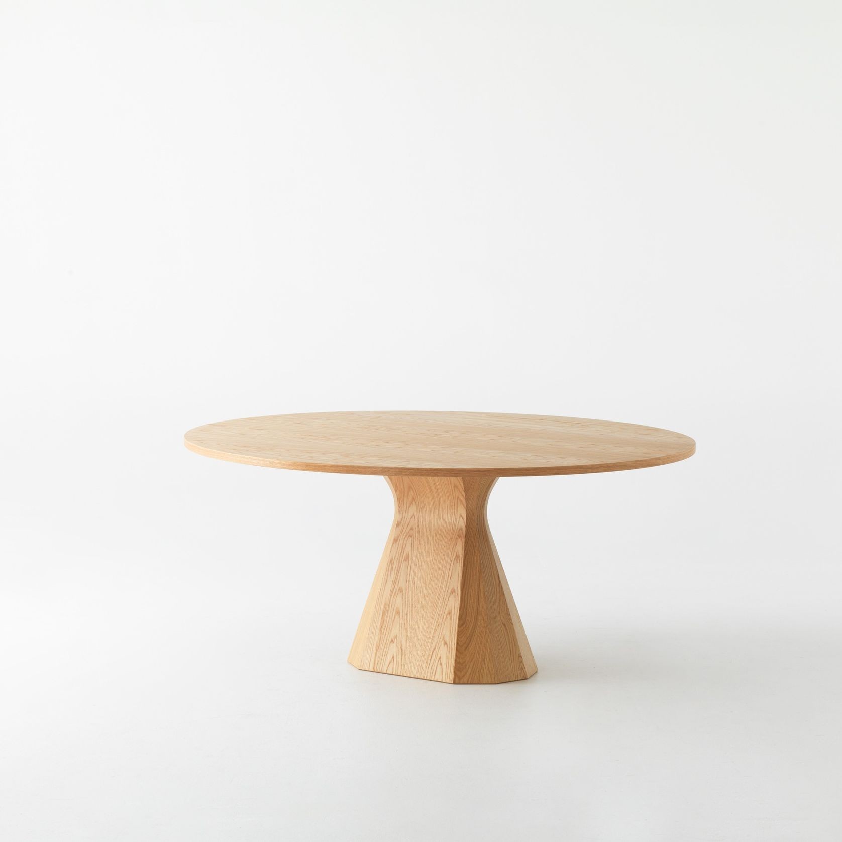 Grand Ballerina Pedestal Table gallery detail image