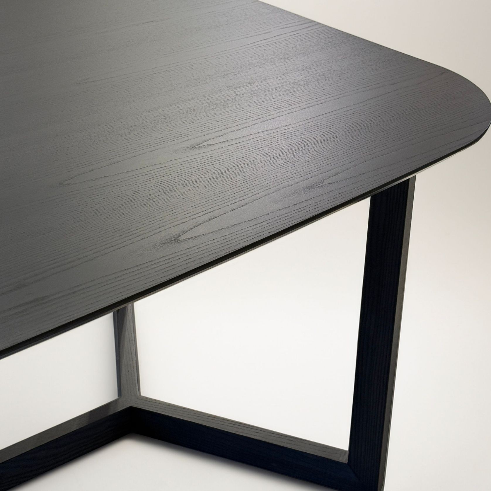 Madrid Dining Table gallery detail image