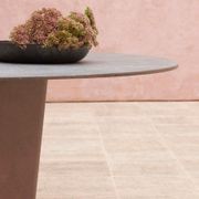 Tao | Tables gallery detail image