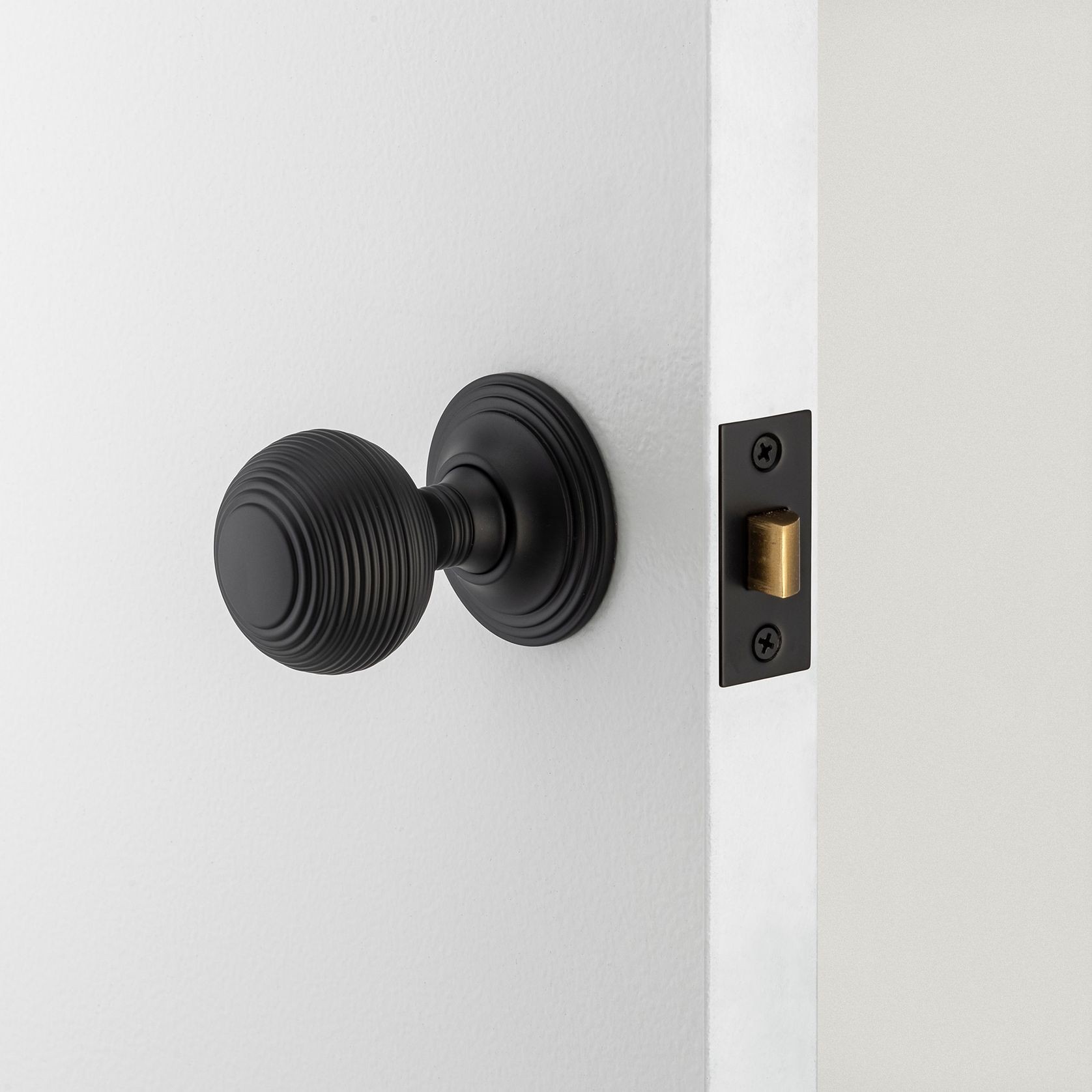 Iver Guildford Door Knob on Round Rose gallery detail image