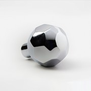 Facet 02L gallery detail image