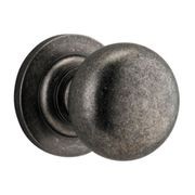 Iver Cambridge Door Knob on Round Rose gallery detail image