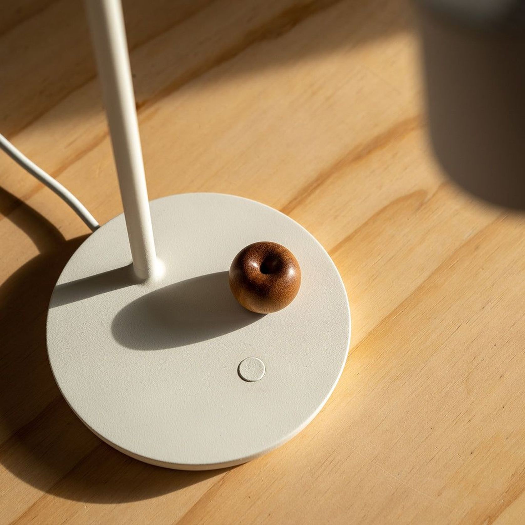 She'll Be Apples Knob gallery detail image