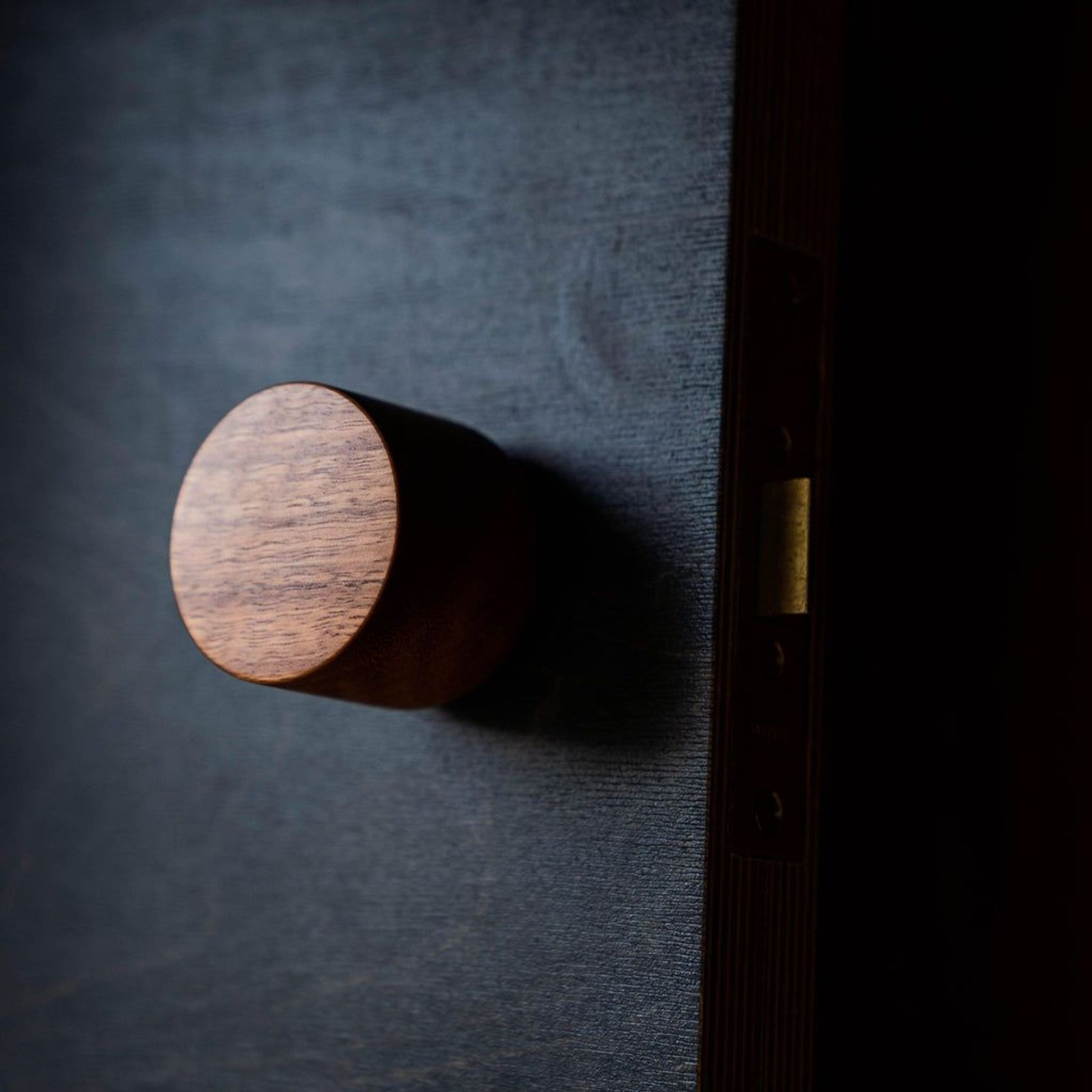 You-Spin-Me (Round) Knob gallery detail image