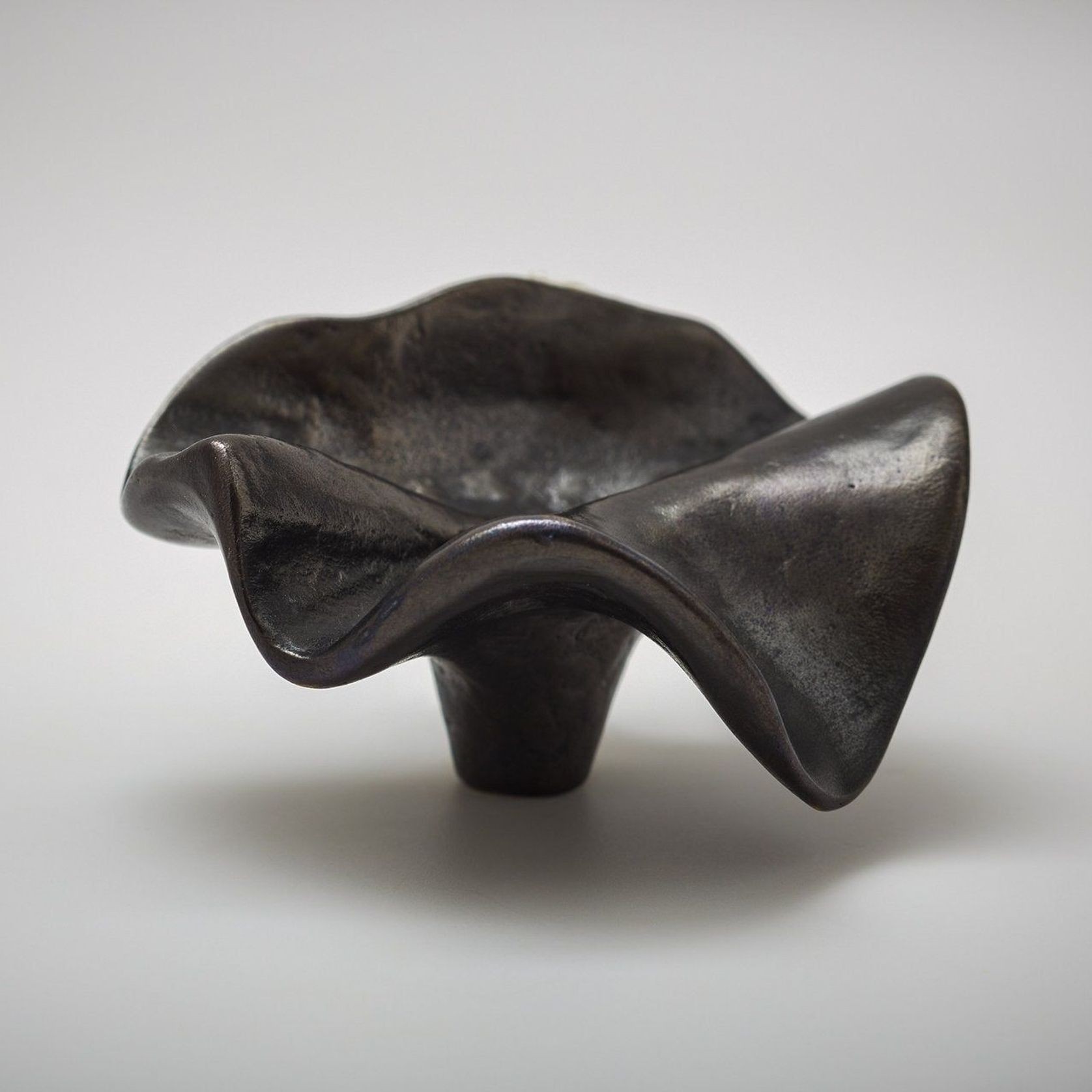 Pinch-01 Sculptured Pull gallery detail image