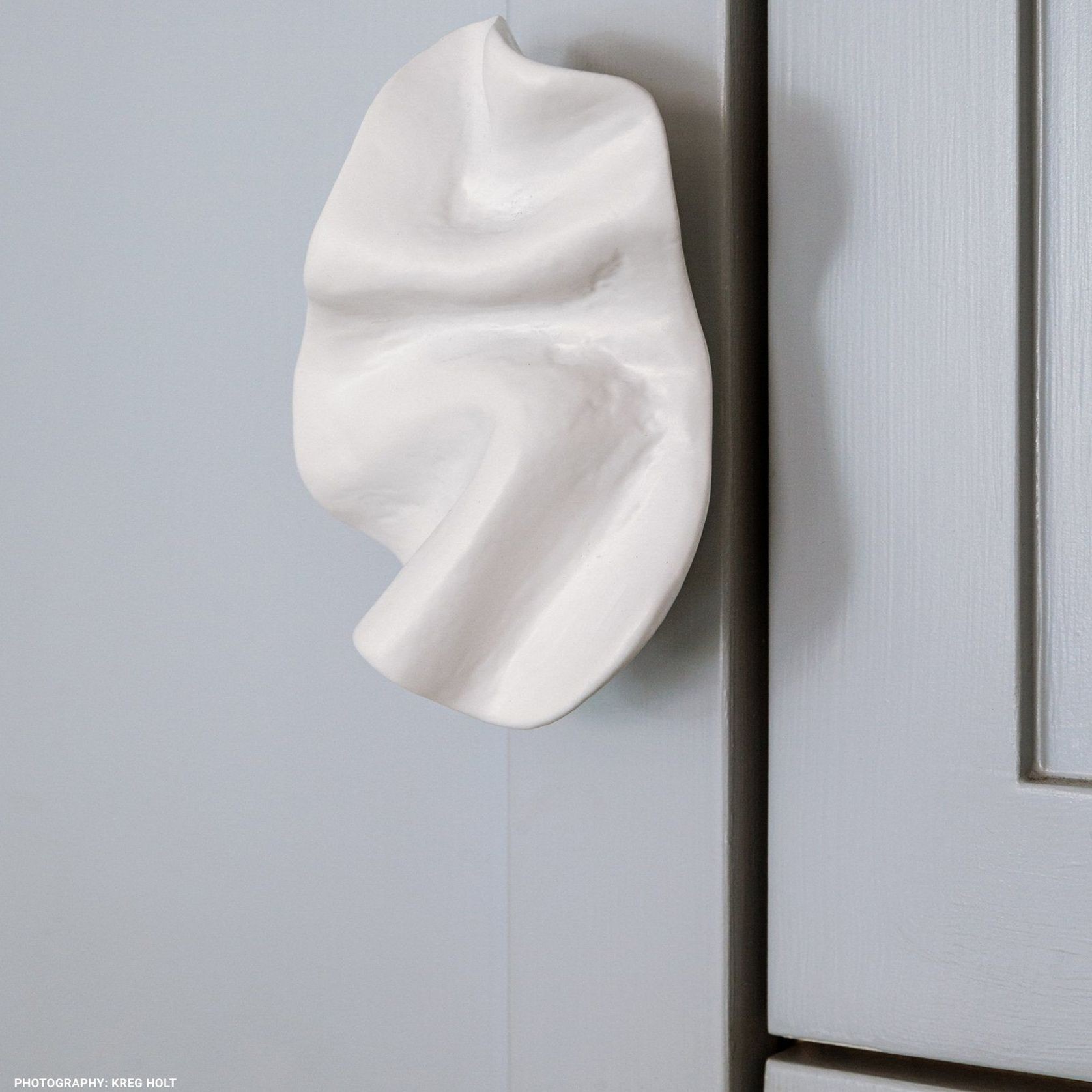 Pinch-02 Sculptured Pull gallery detail image