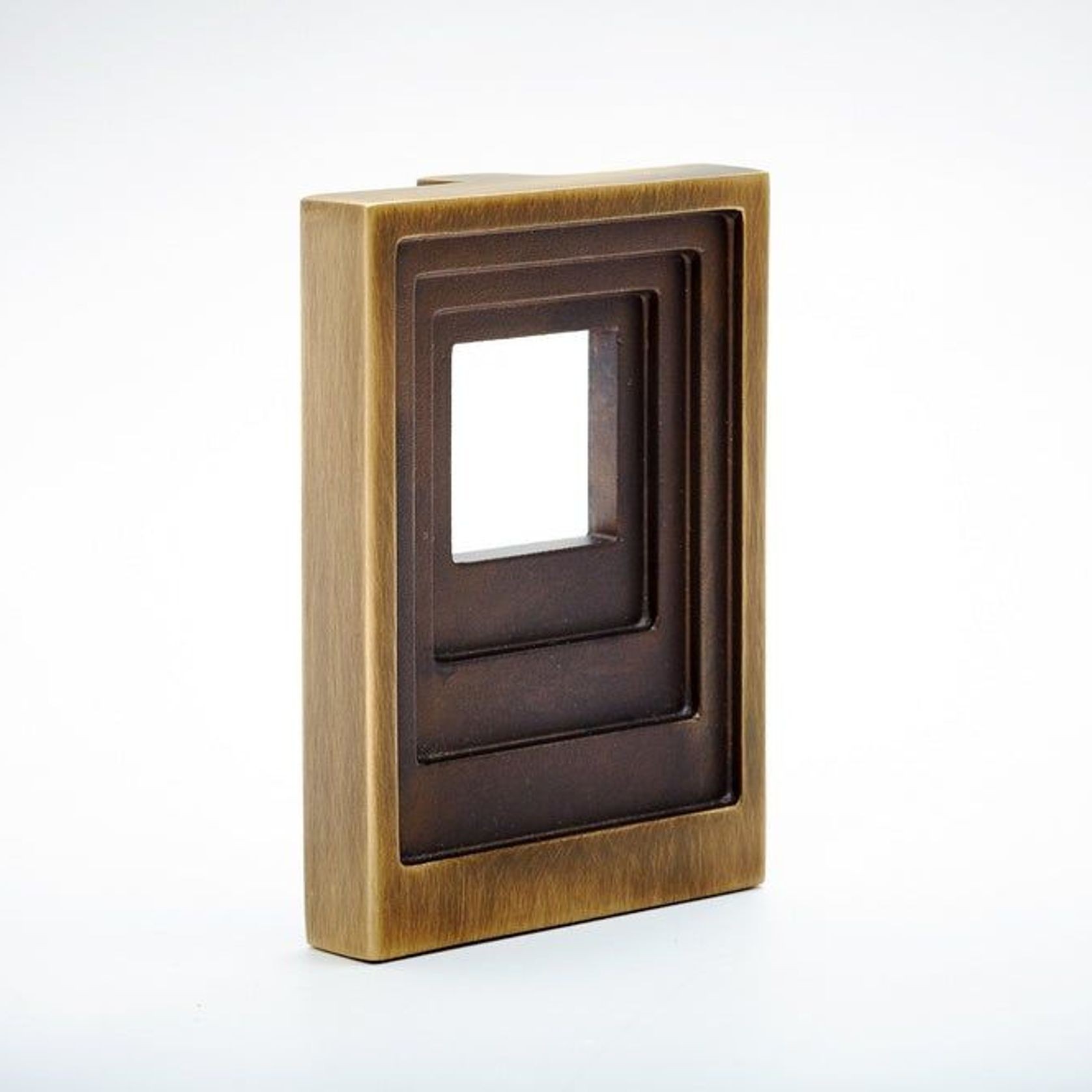 Step 03 Cabinet Pull gallery detail image