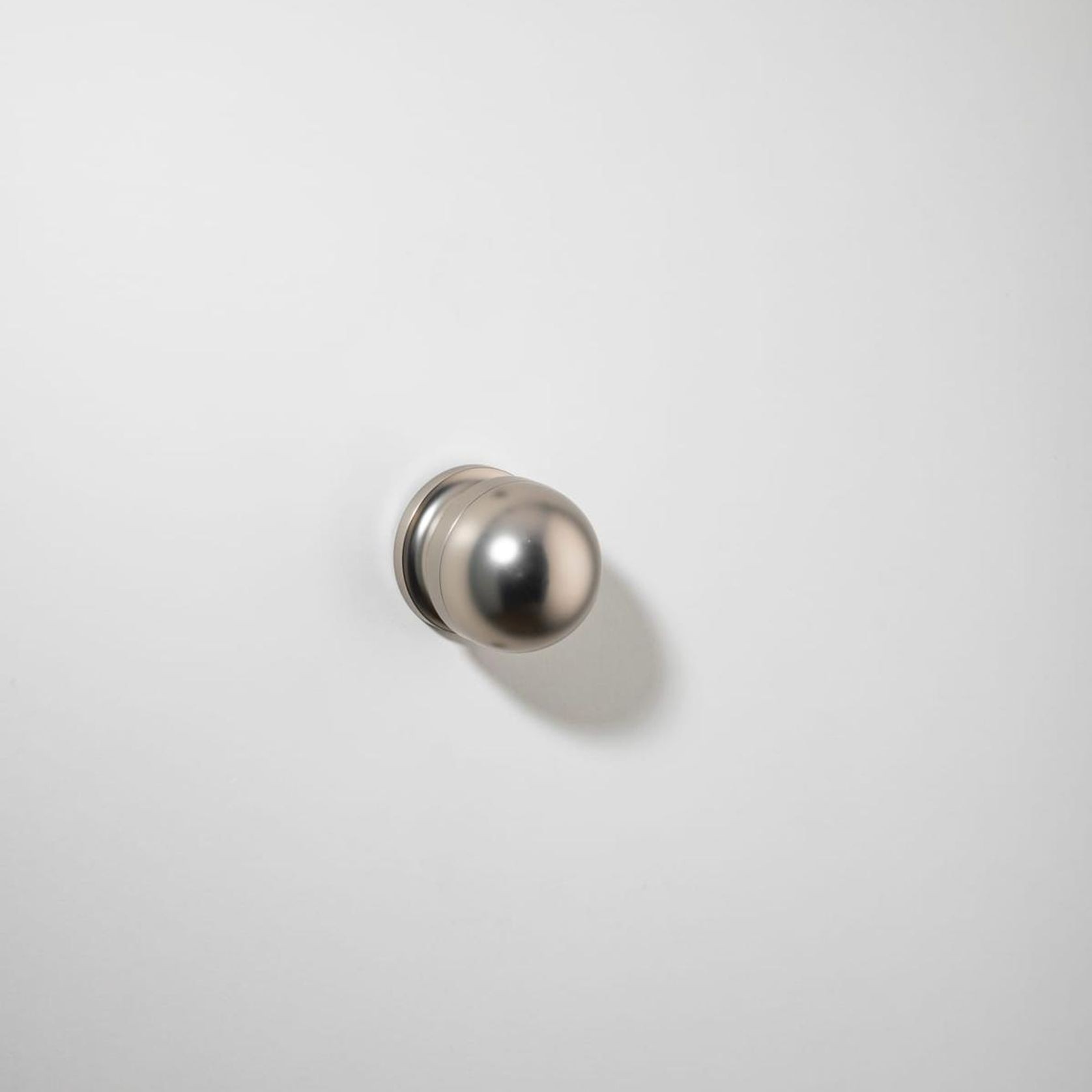 H02 Knob on Rose gallery detail image