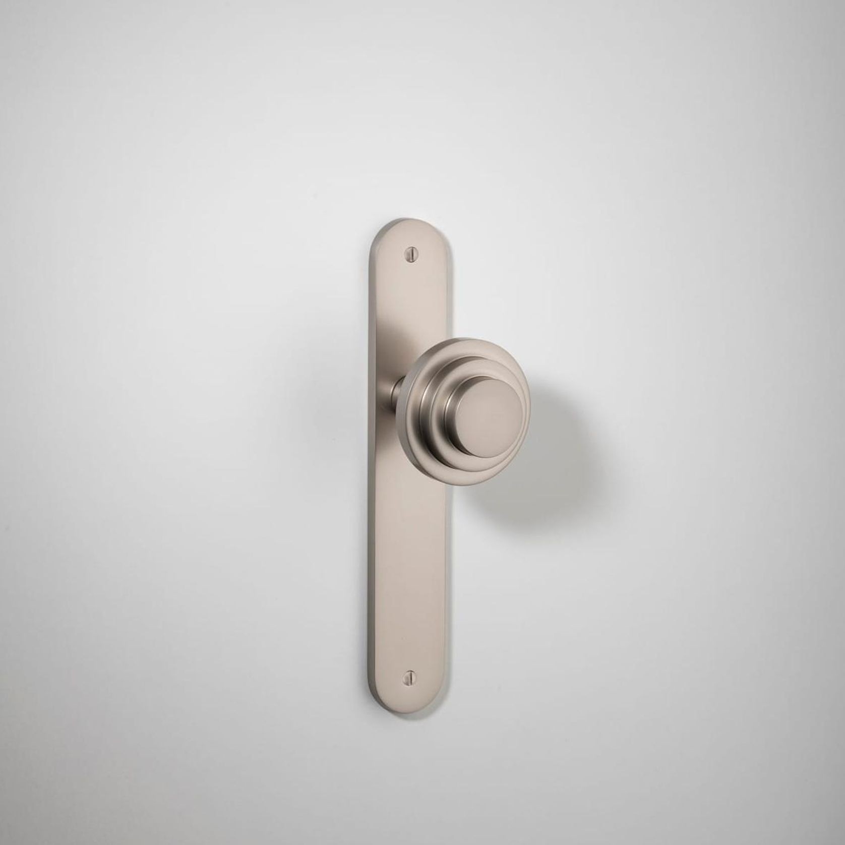 Zzzigurat Knob - Oval Backplate gallery detail image