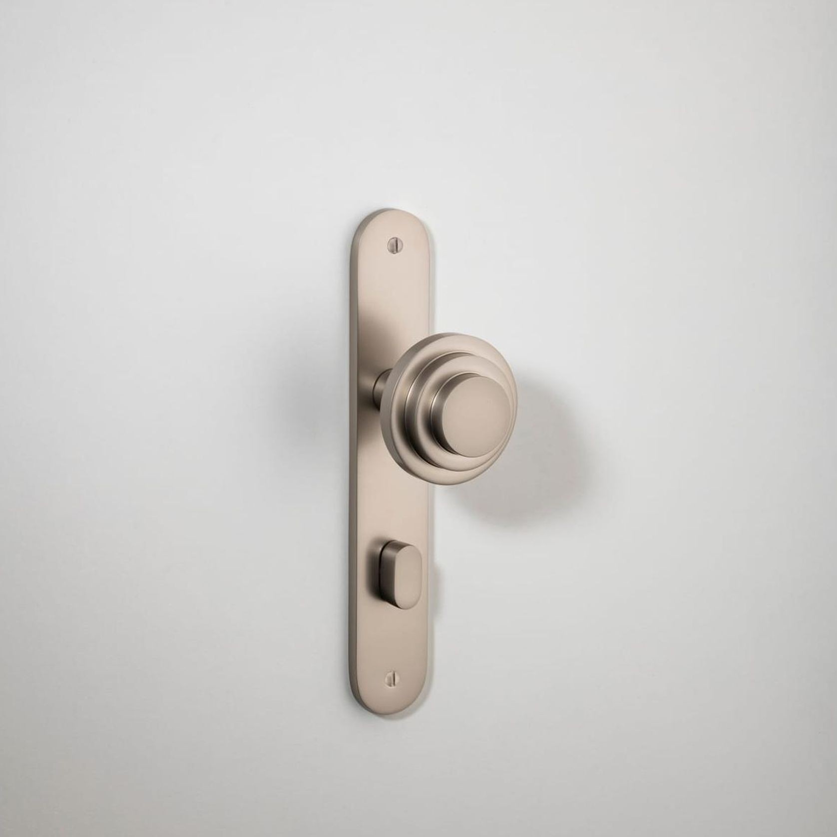 Zzzigurat Knob - Oval Backplate gallery detail image