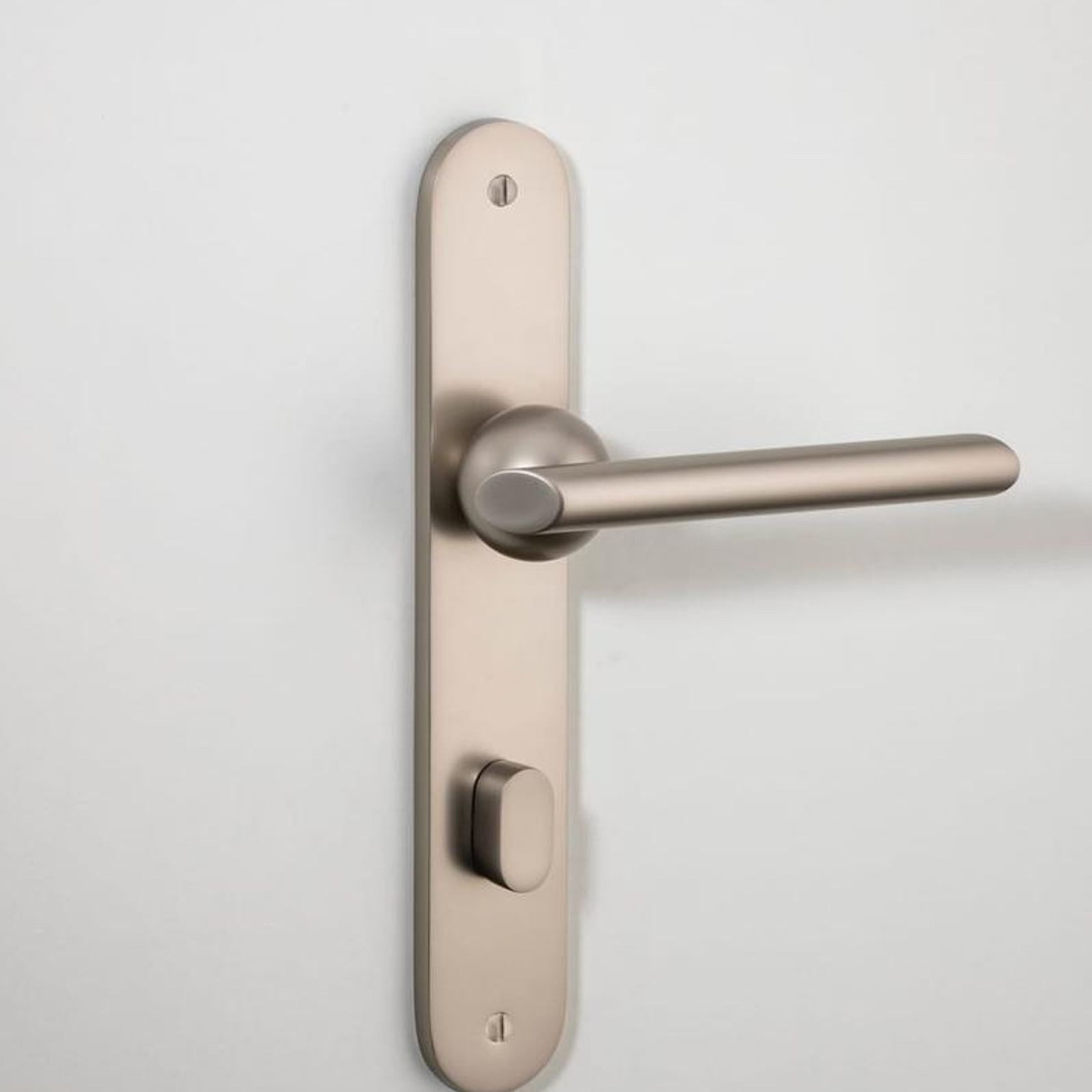 Futurismo Lever - Oval Backplate gallery detail image