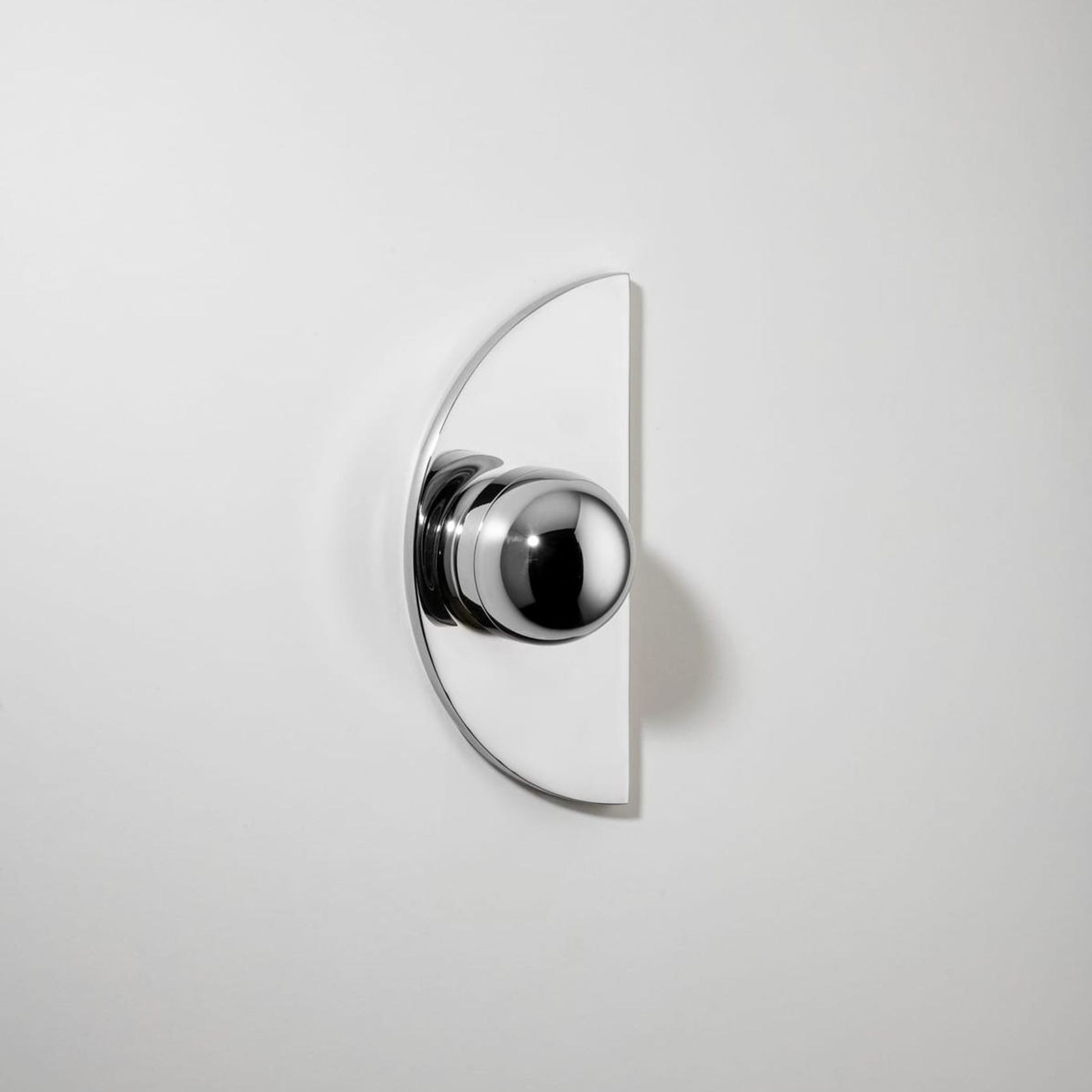 H03 Knob on Backplate Half Moon gallery detail image