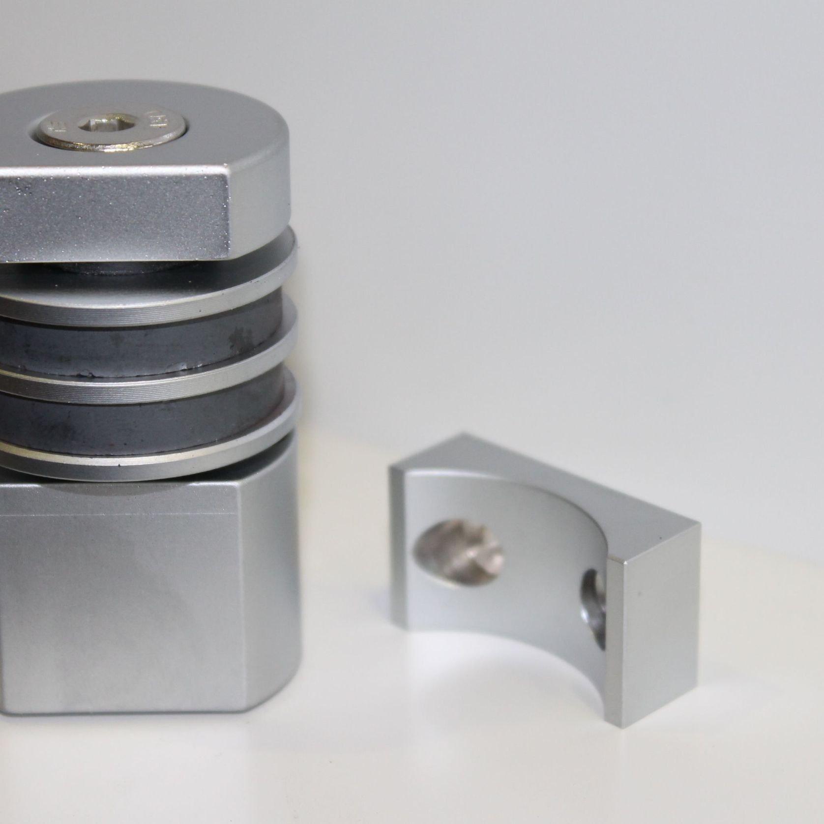 HB700 Series Floor Mounted Magnetic Door Stop gallery detail image