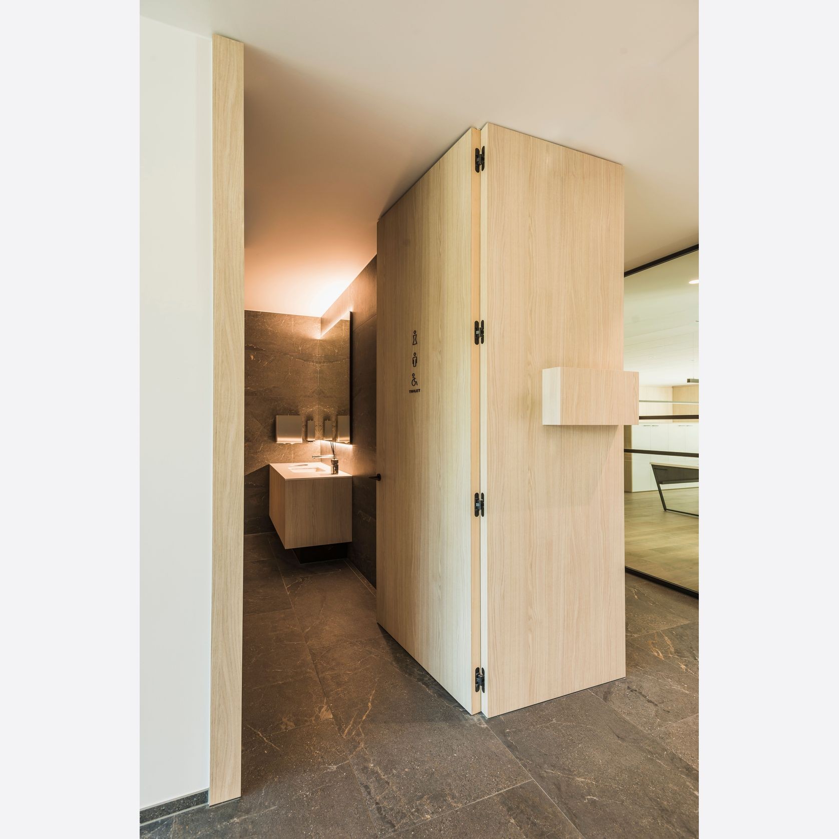 Arlu® (Argenta) Invisible Neo Concealed Hinge S5 gallery detail image