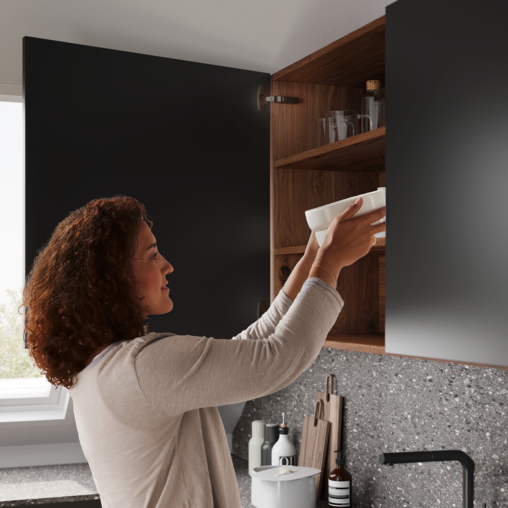 Sensys | Premium Soft-Close Hinge gallery detail image