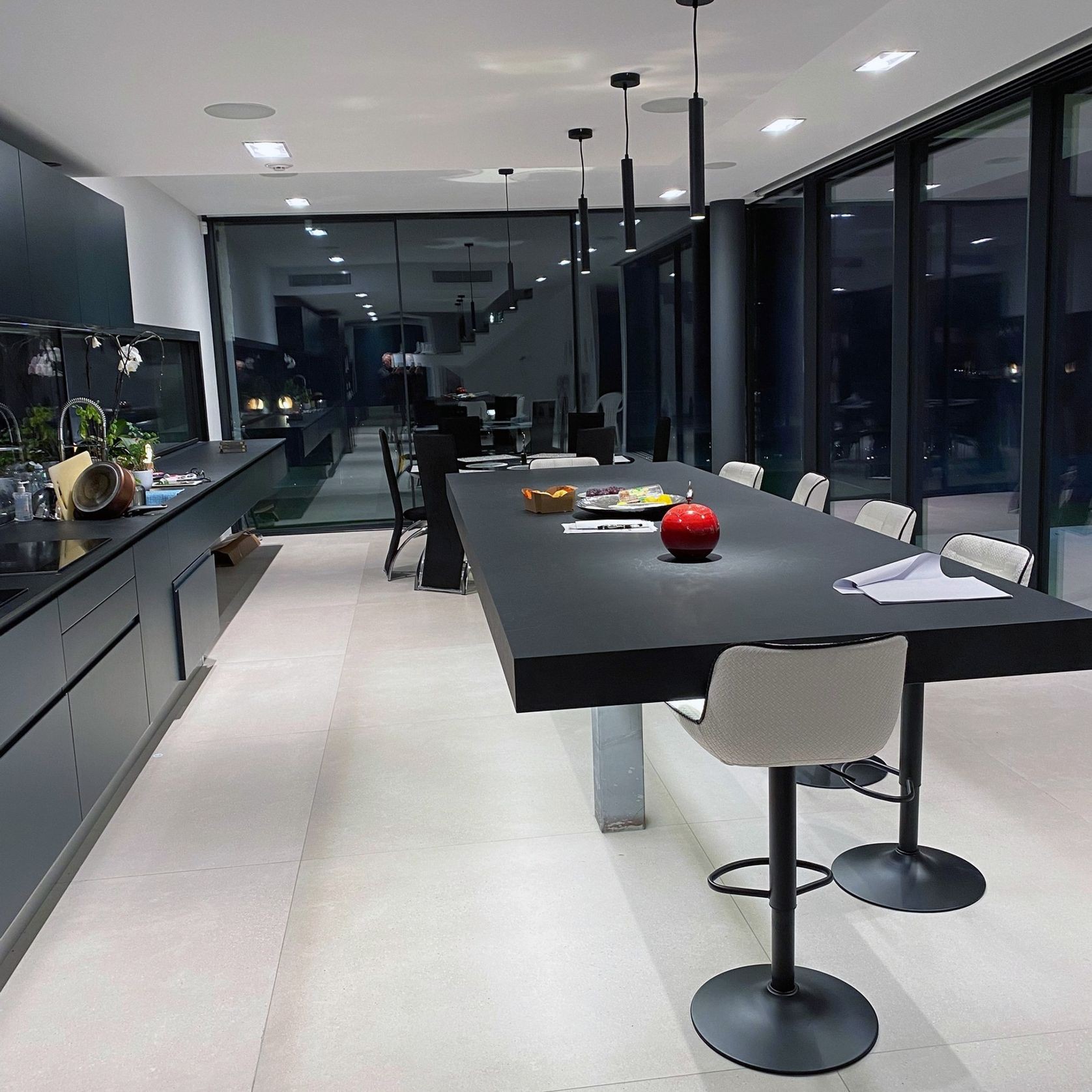 Urbane Thermally Broken Minimalist Sliding Door System gallery detail image