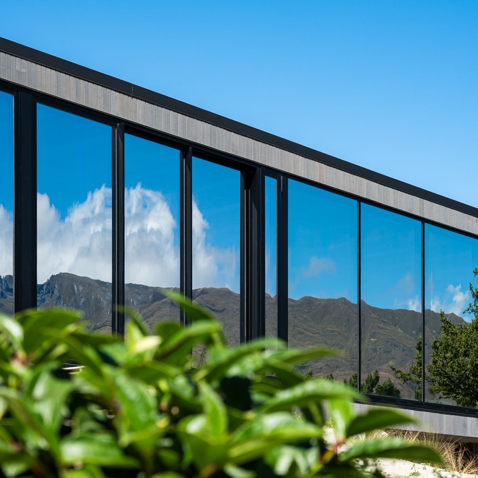 Low E SunX™ Reflect - Solar Control Thermal Glass gallery detail image