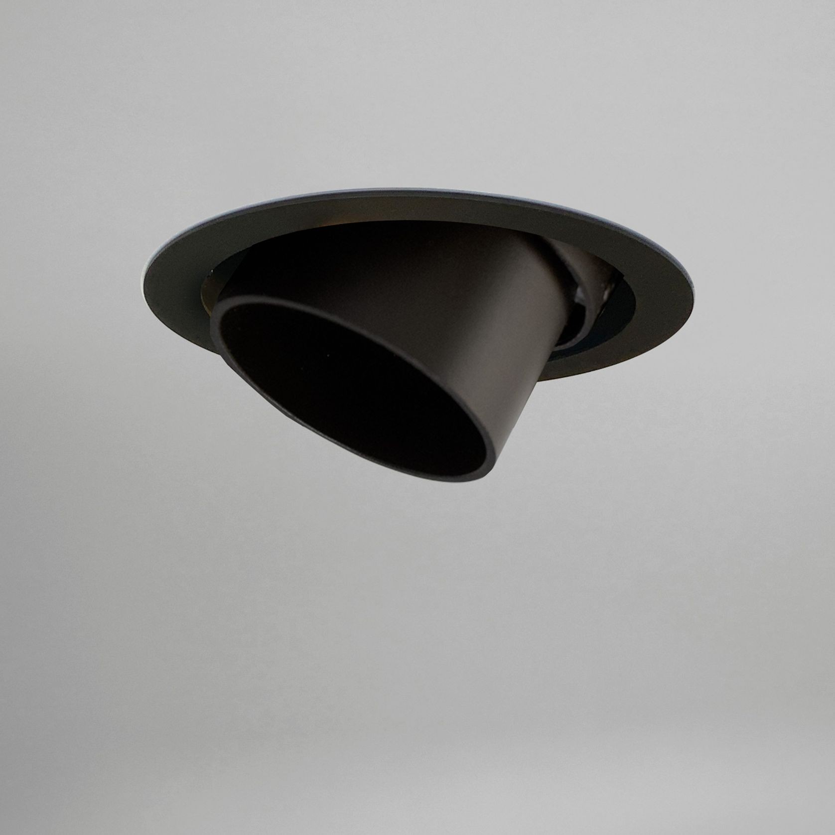 Mondo Round 111 COB Snoot Pro Downlight gallery detail image