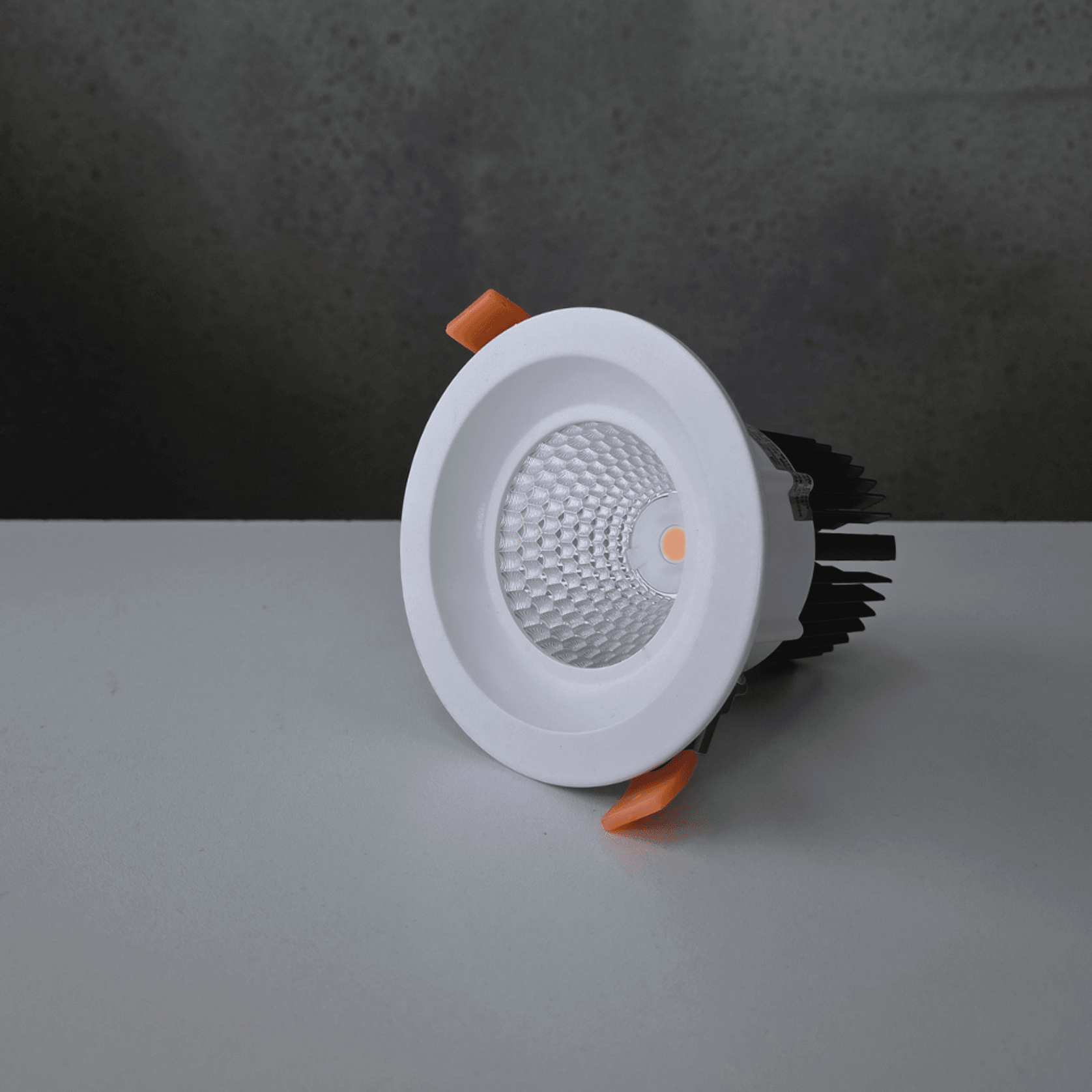glare free recessed downlight