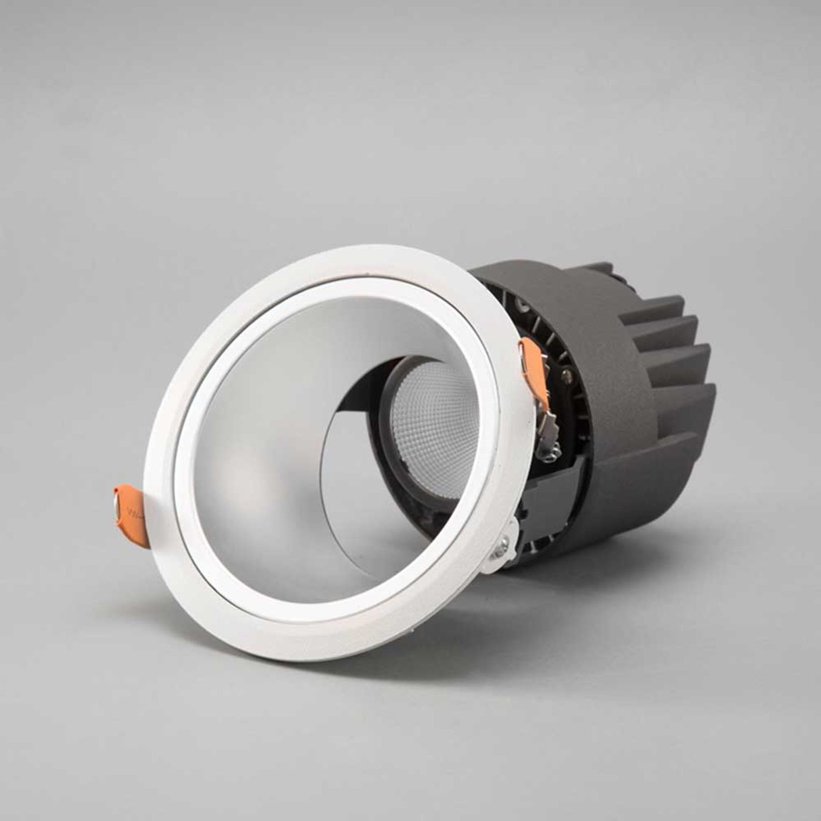 Adjustable downlight