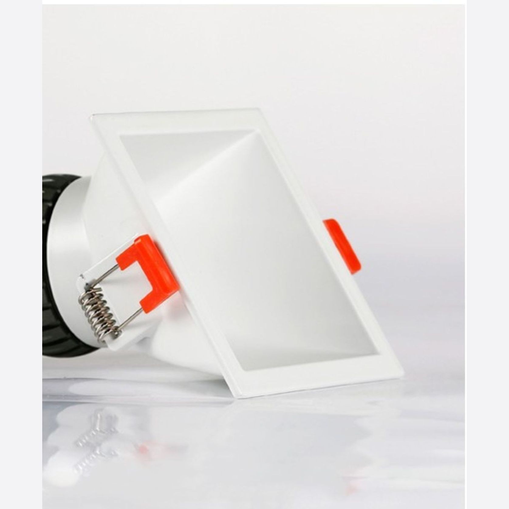asymmetrical downlight